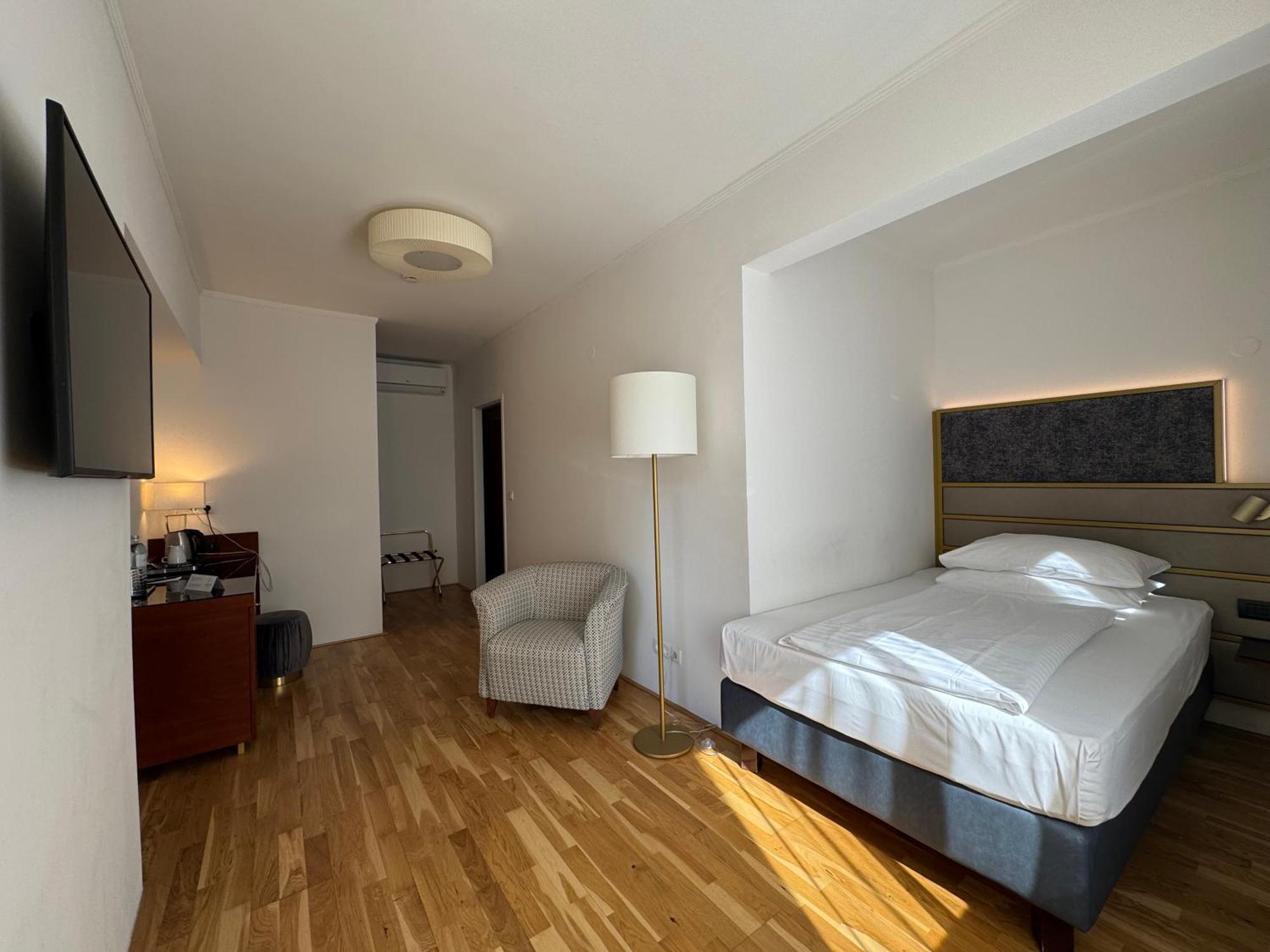 Secession An Der Oper 4* Vienna