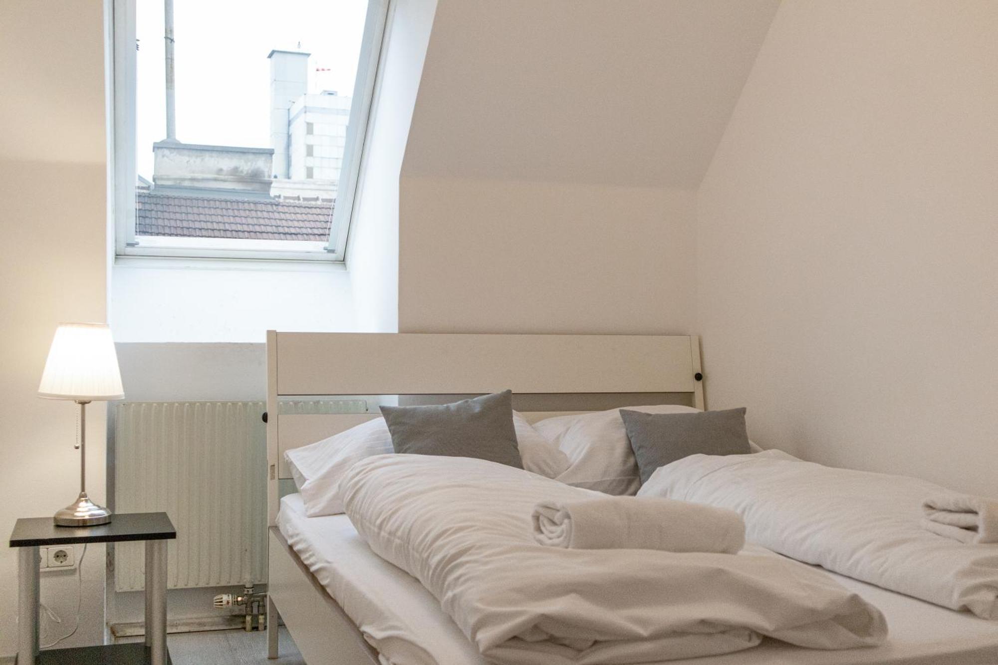 Homely 3br Perfect For Families And Groups Apartment