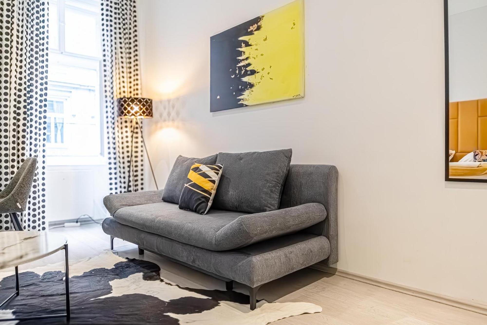 Comfy 1br In With Great Amenities *