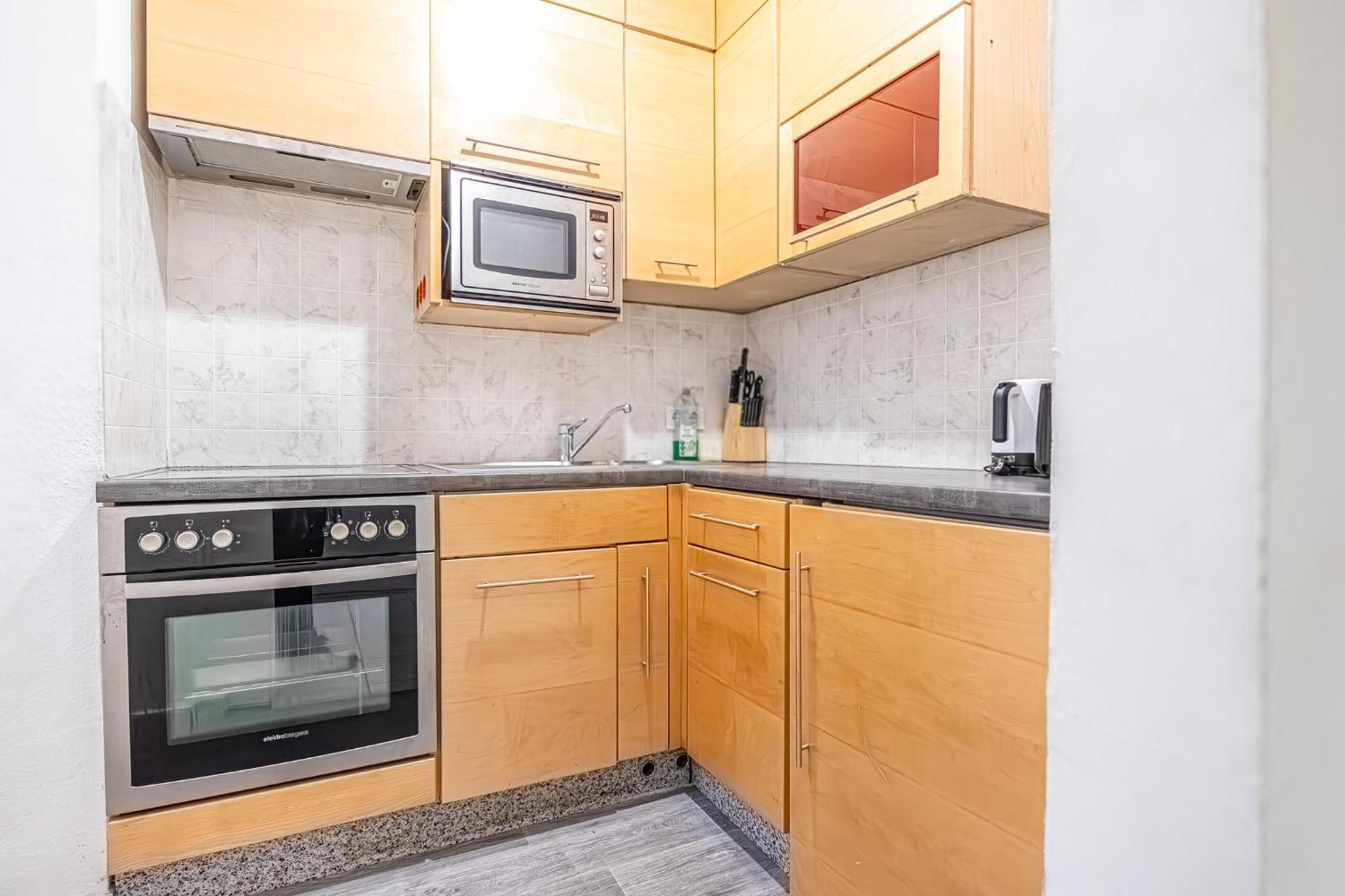 Apartment Comfy 1br In With Great Amenities *