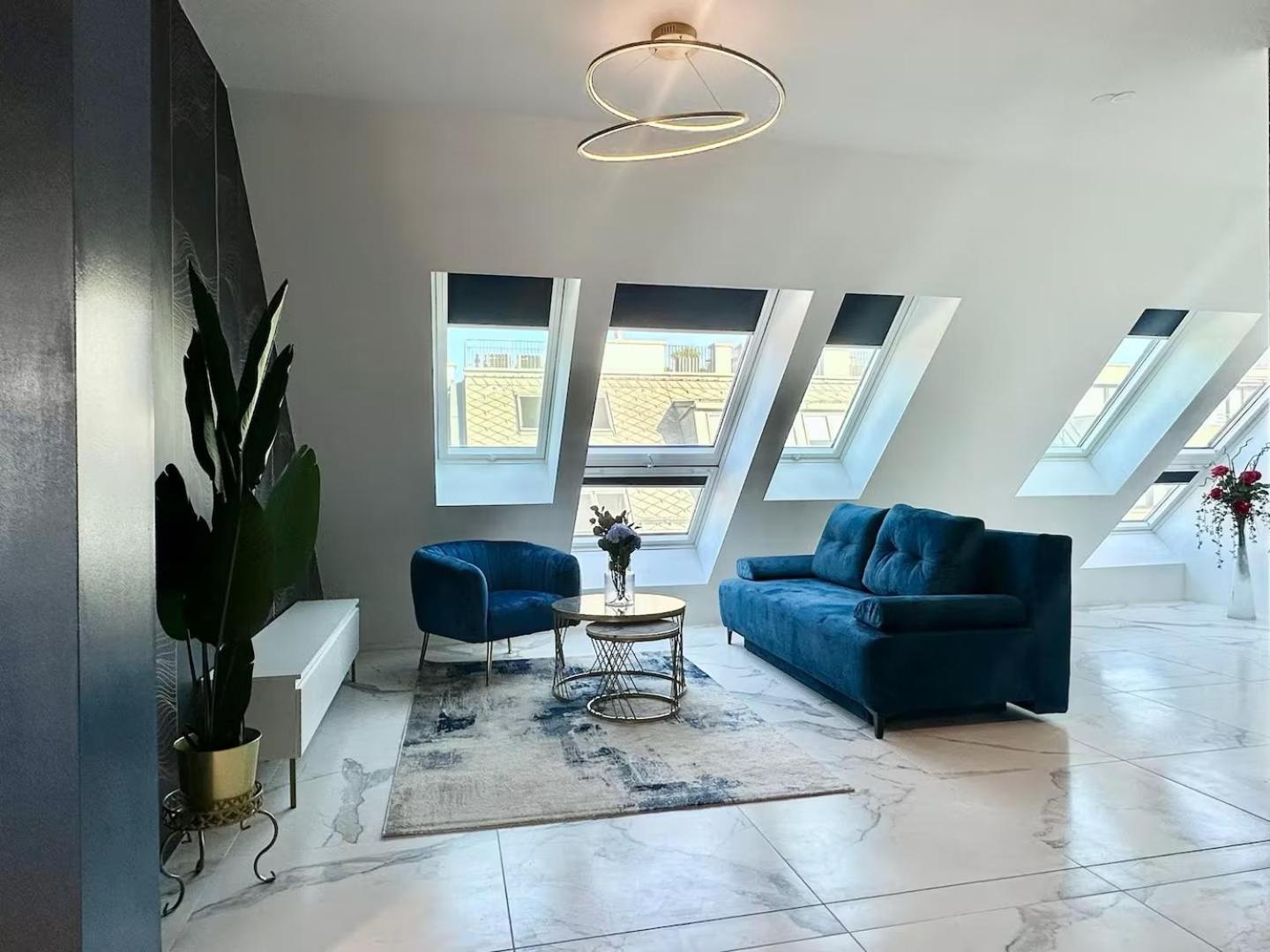 Close To Augarten I 5 Minutes To Metro, Bus And Train I Wifi I Very Apartment Vienna