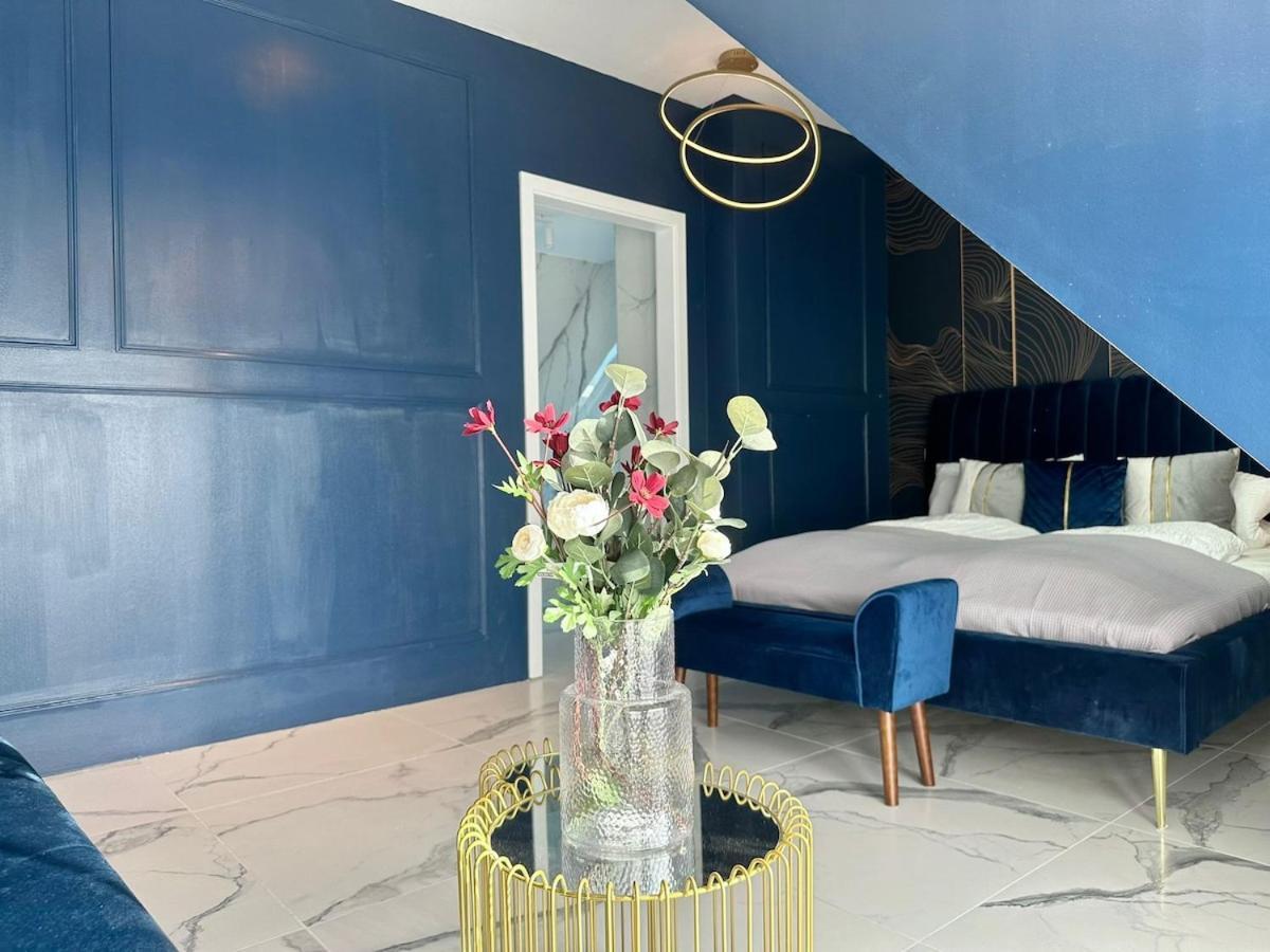 Apartment Close To Augarten I 5 Minutes To Metro, Bus And Train I Wifi I Very Vienna