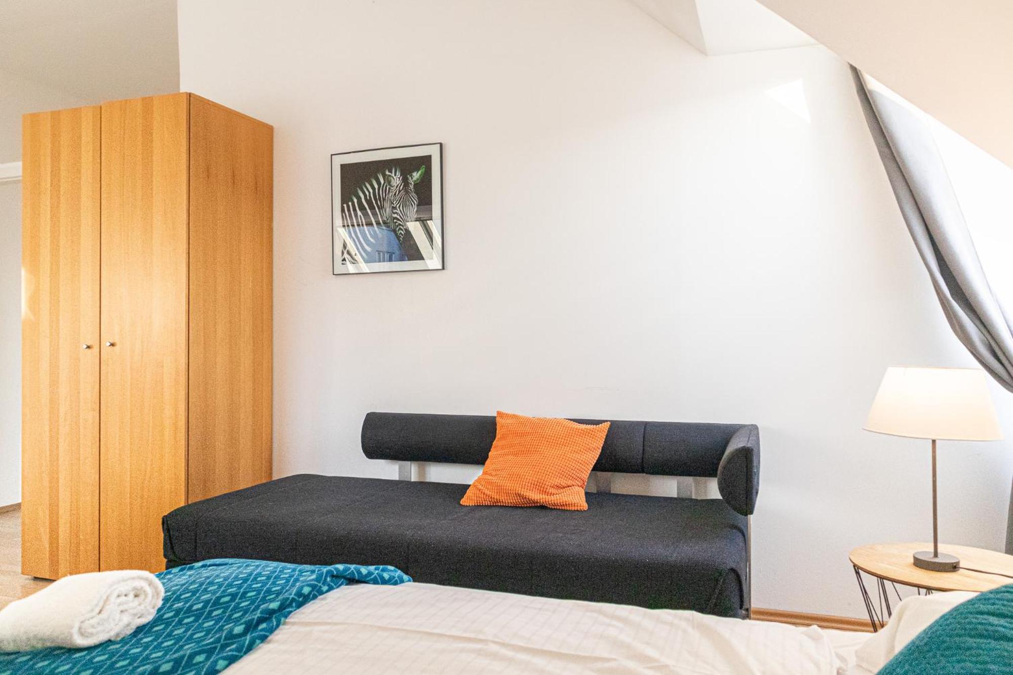 Comfy 2br Apt, Near Bahnhof Rennweg & Belvedere Apartment *