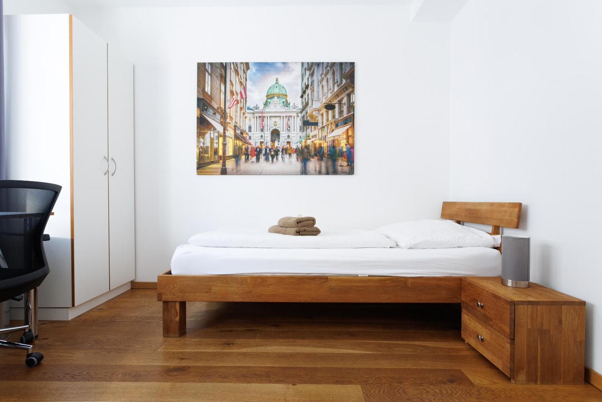 Spacious Group With Balcony Apartamento Viena