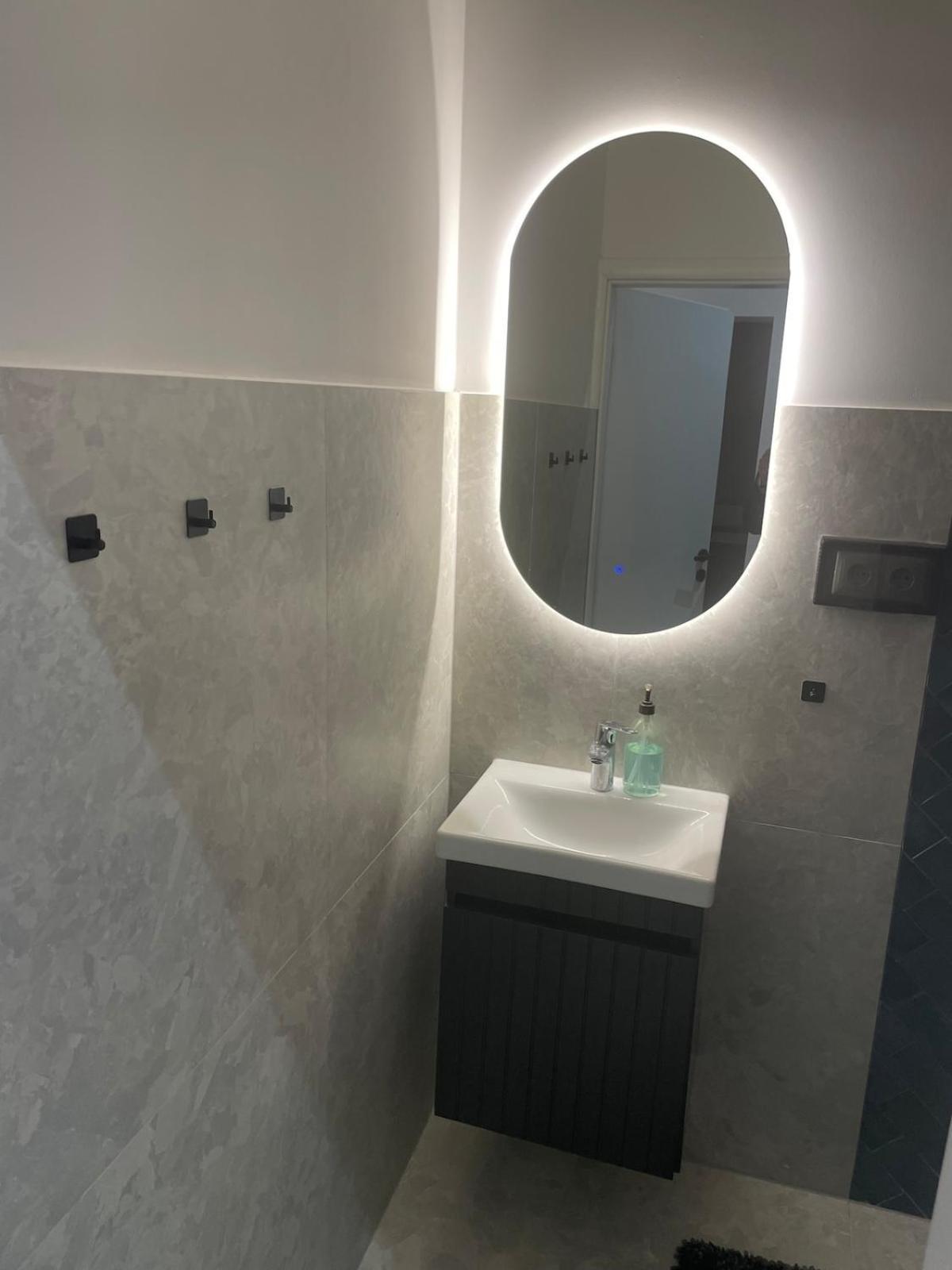Discover With Comfort First Occupancy Apartment *