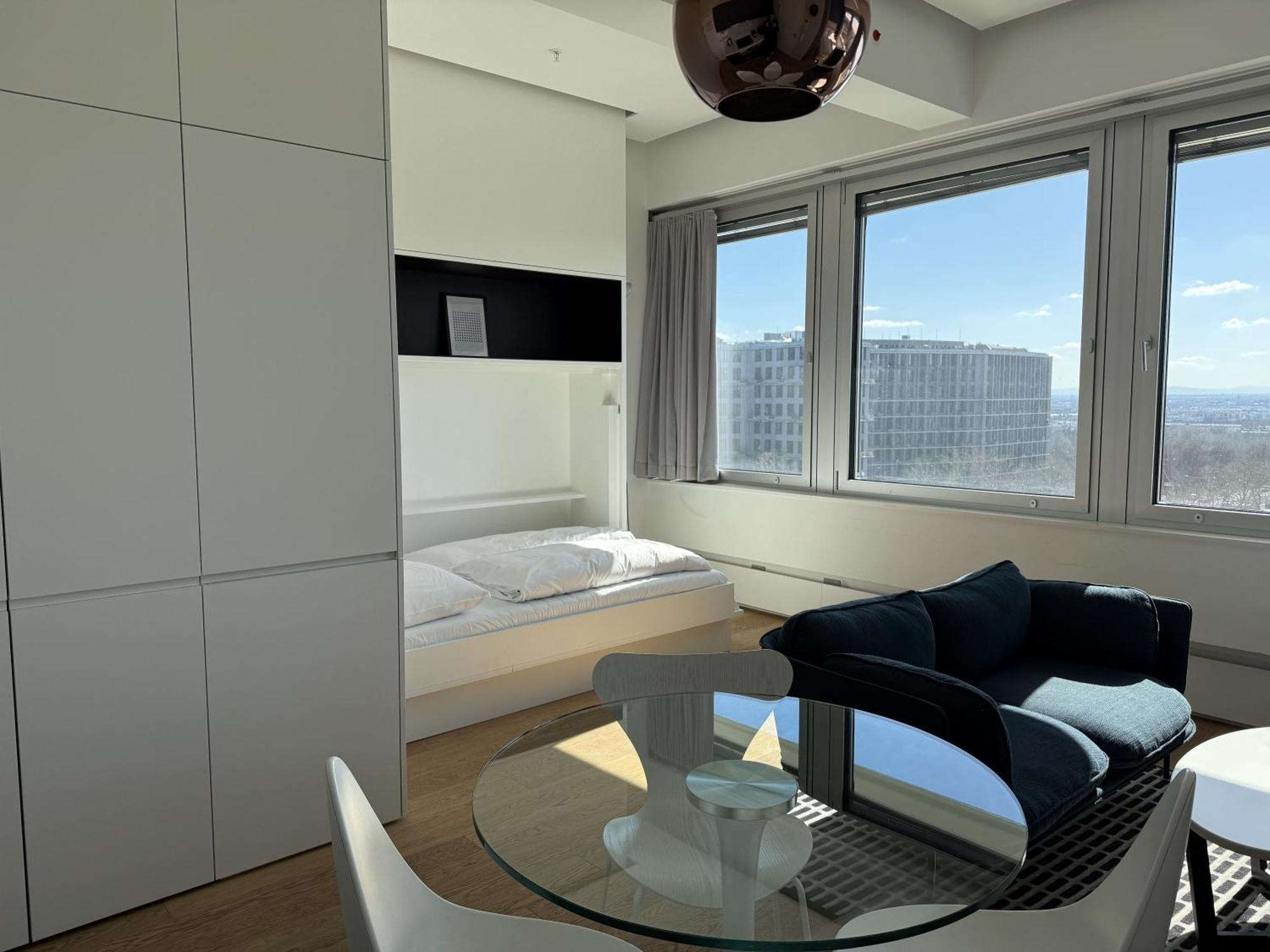 Penthouse-flair With Skyline-view Apartment Vienna