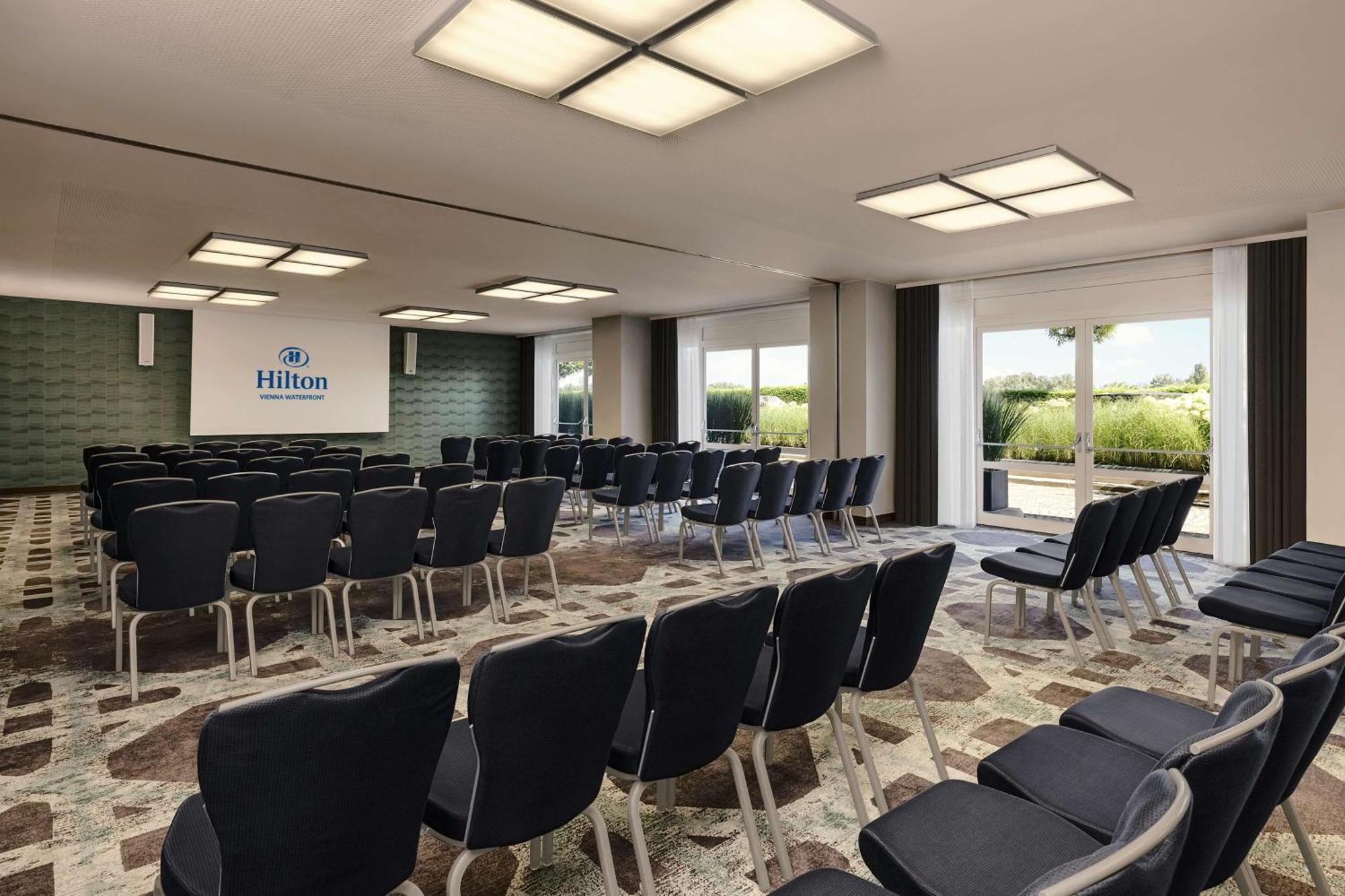 Hilton Waterfront Hotel
