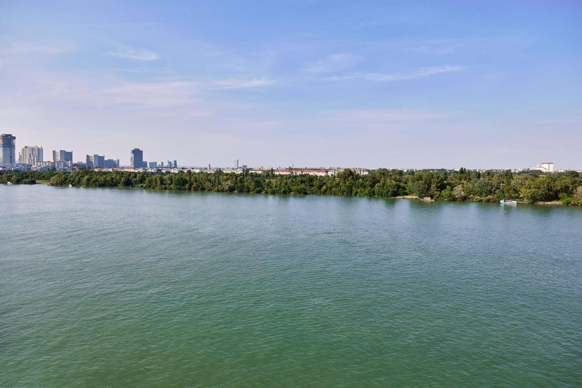 Hotel Hilton Waterfront 4*