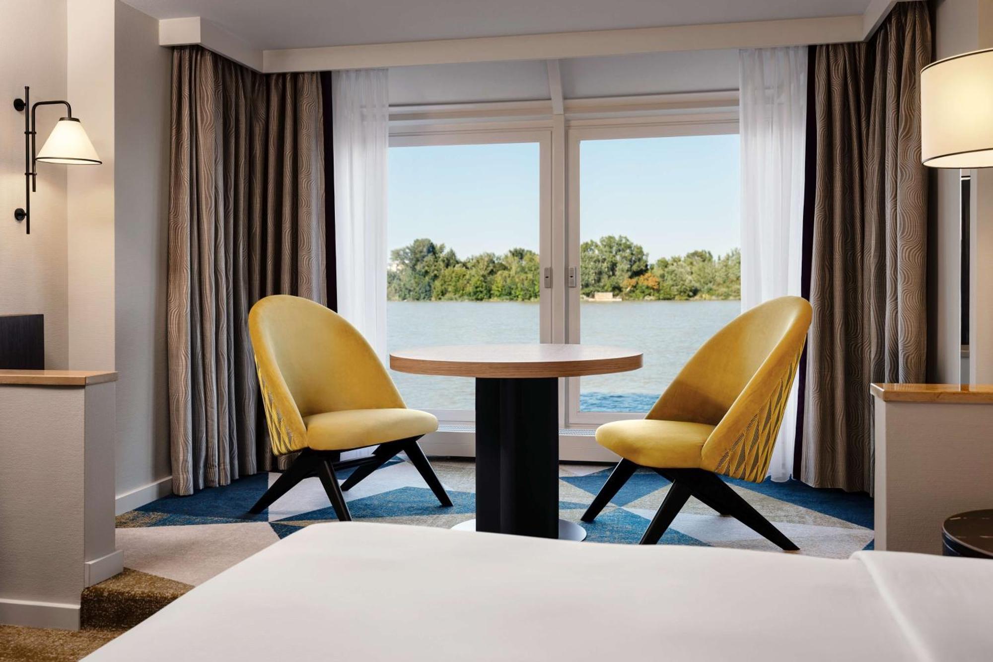 Hilton Waterfront Hotel Viena