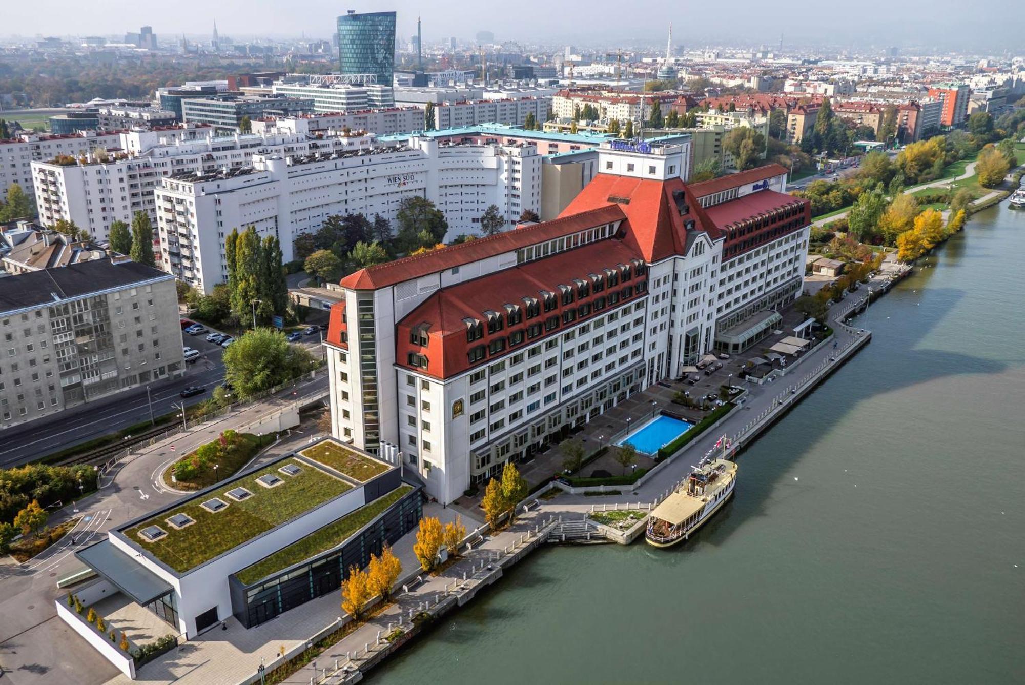 Hilton Waterfront Hotel Viena