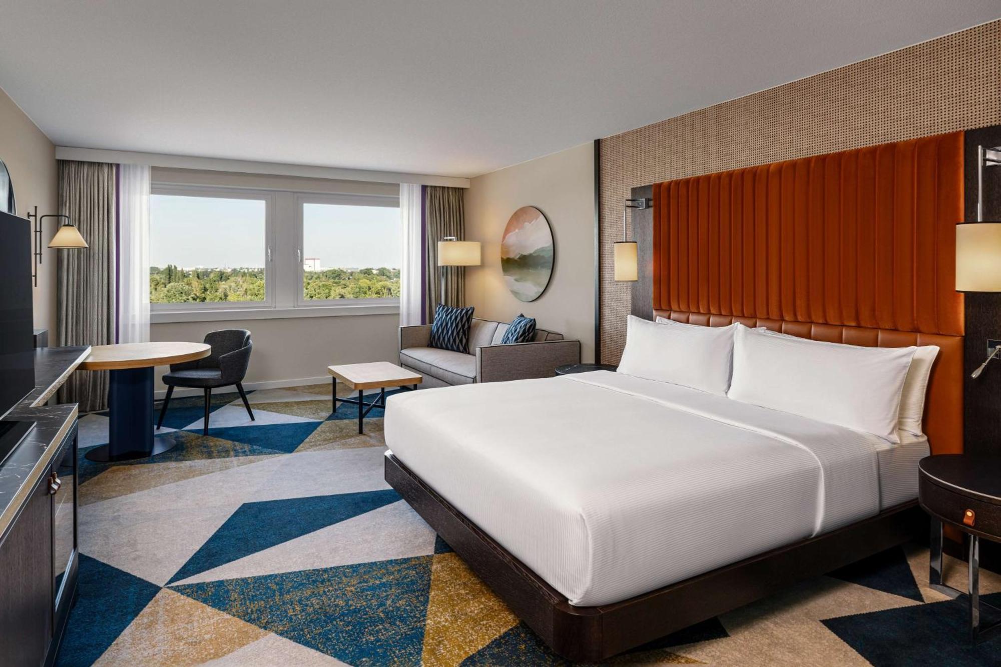 Hotel Hilton Waterfront 4*