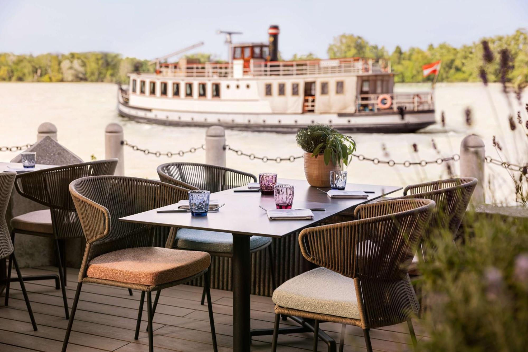 Hotel Hilton Waterfront Viena
