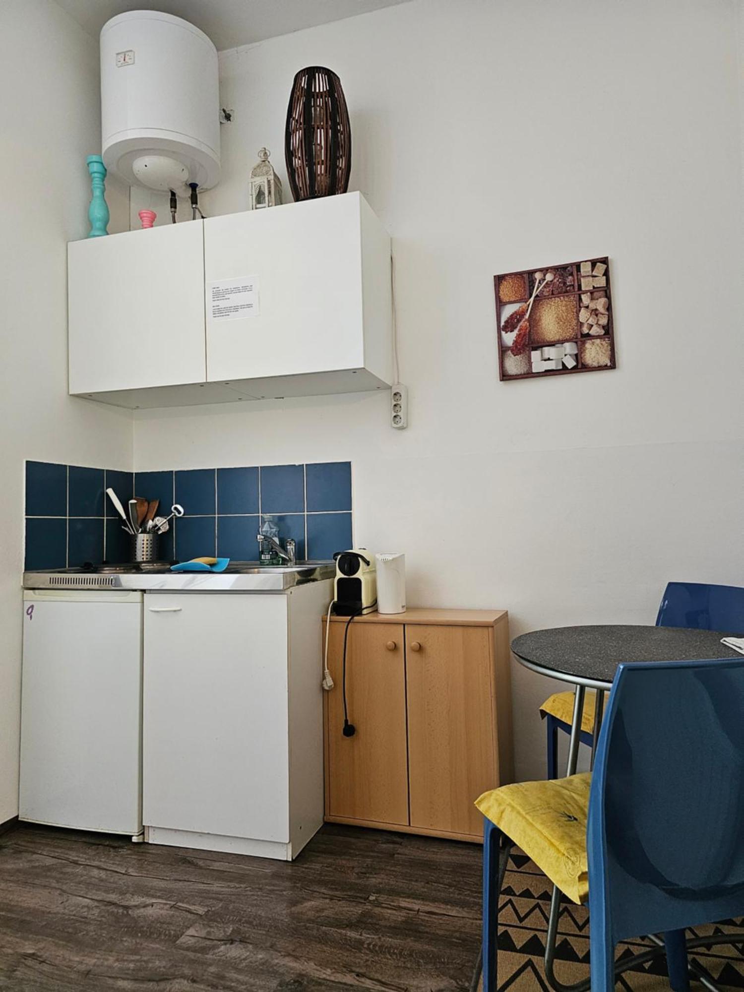 Near - Cosy Apartment