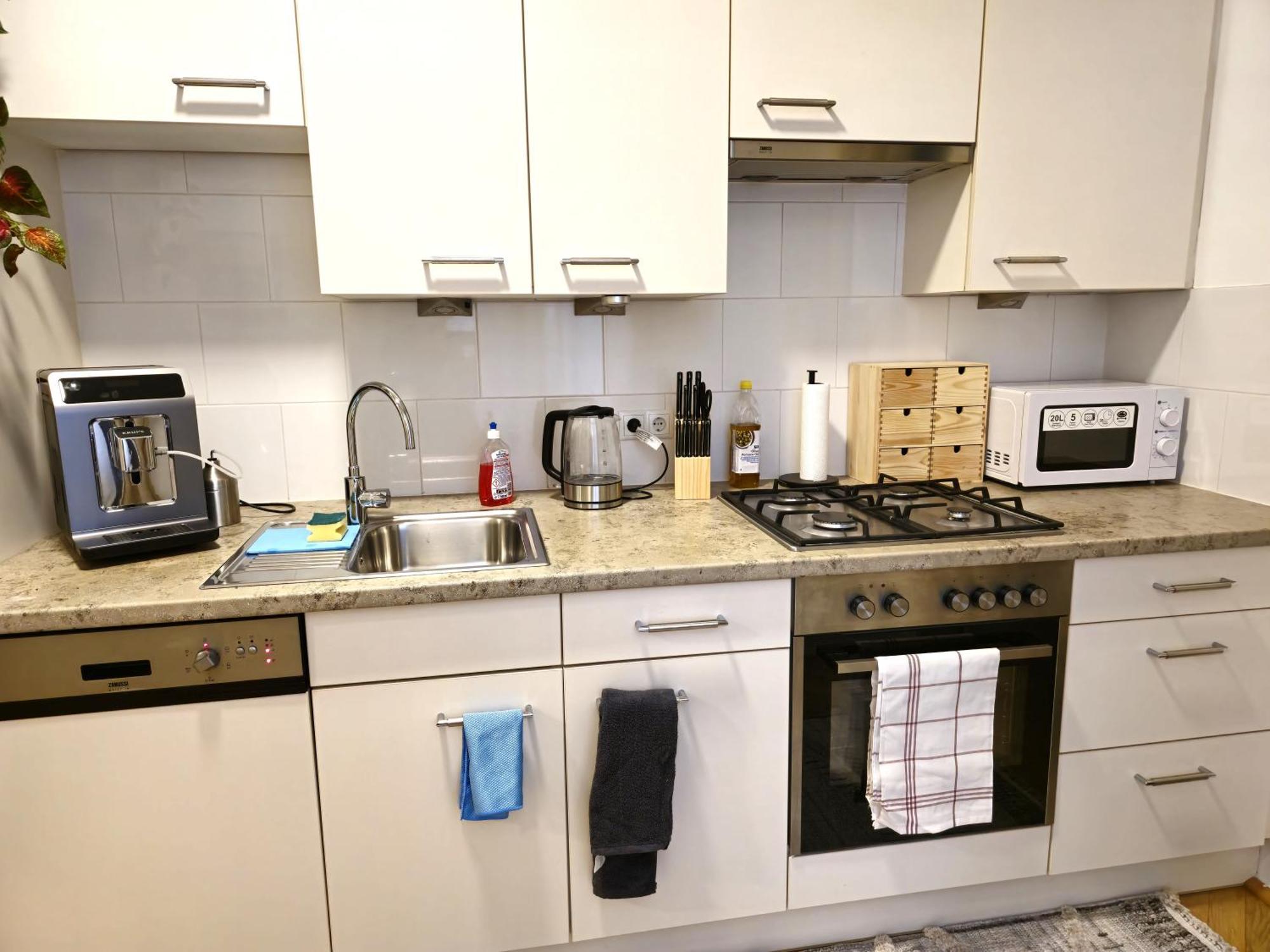 Apartment Near Schoenbrunn Palace
