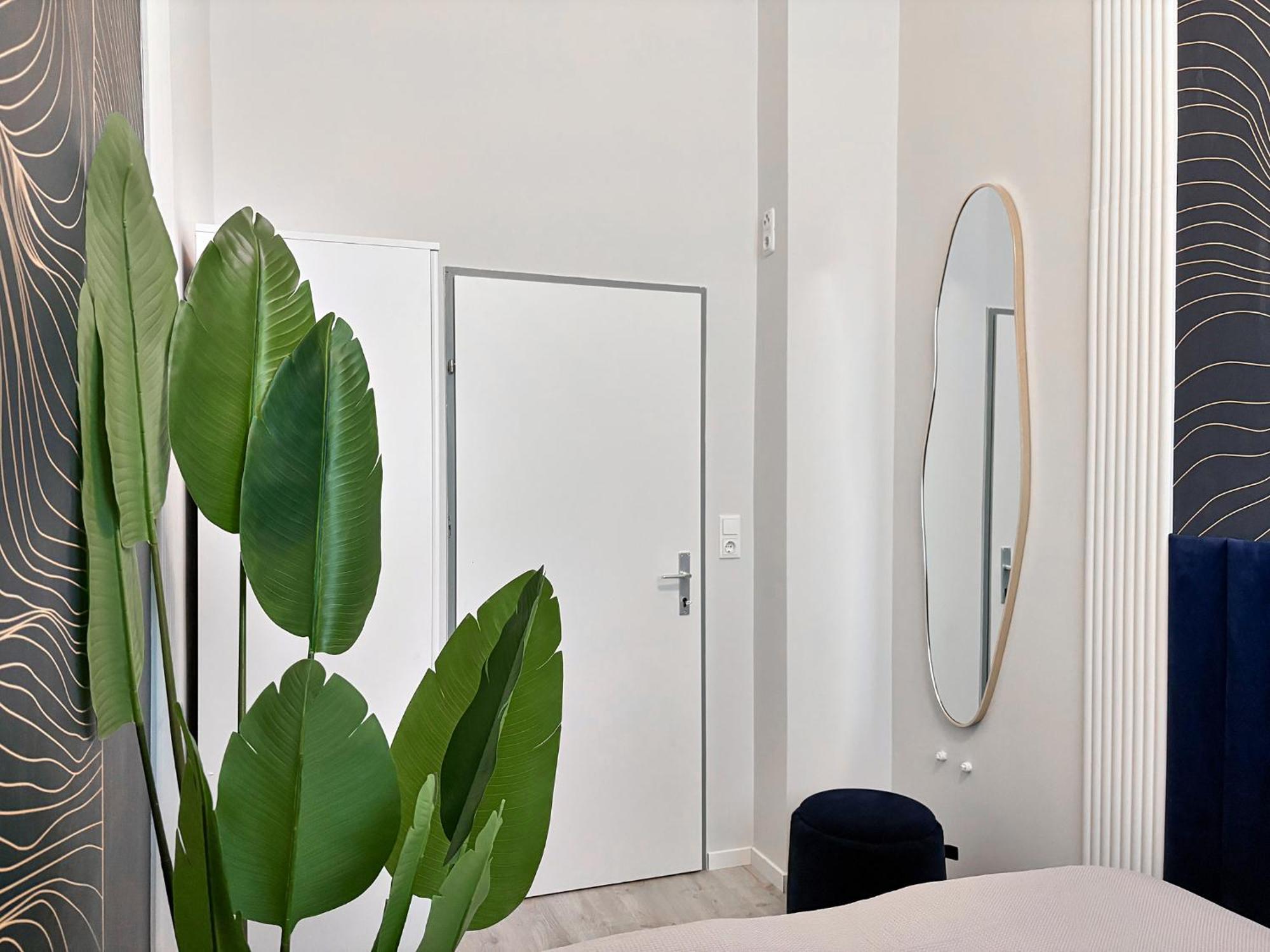 Apartment Close To Augarten I 5 Minutes To Metro, Bus And Train I Wifi I Very *