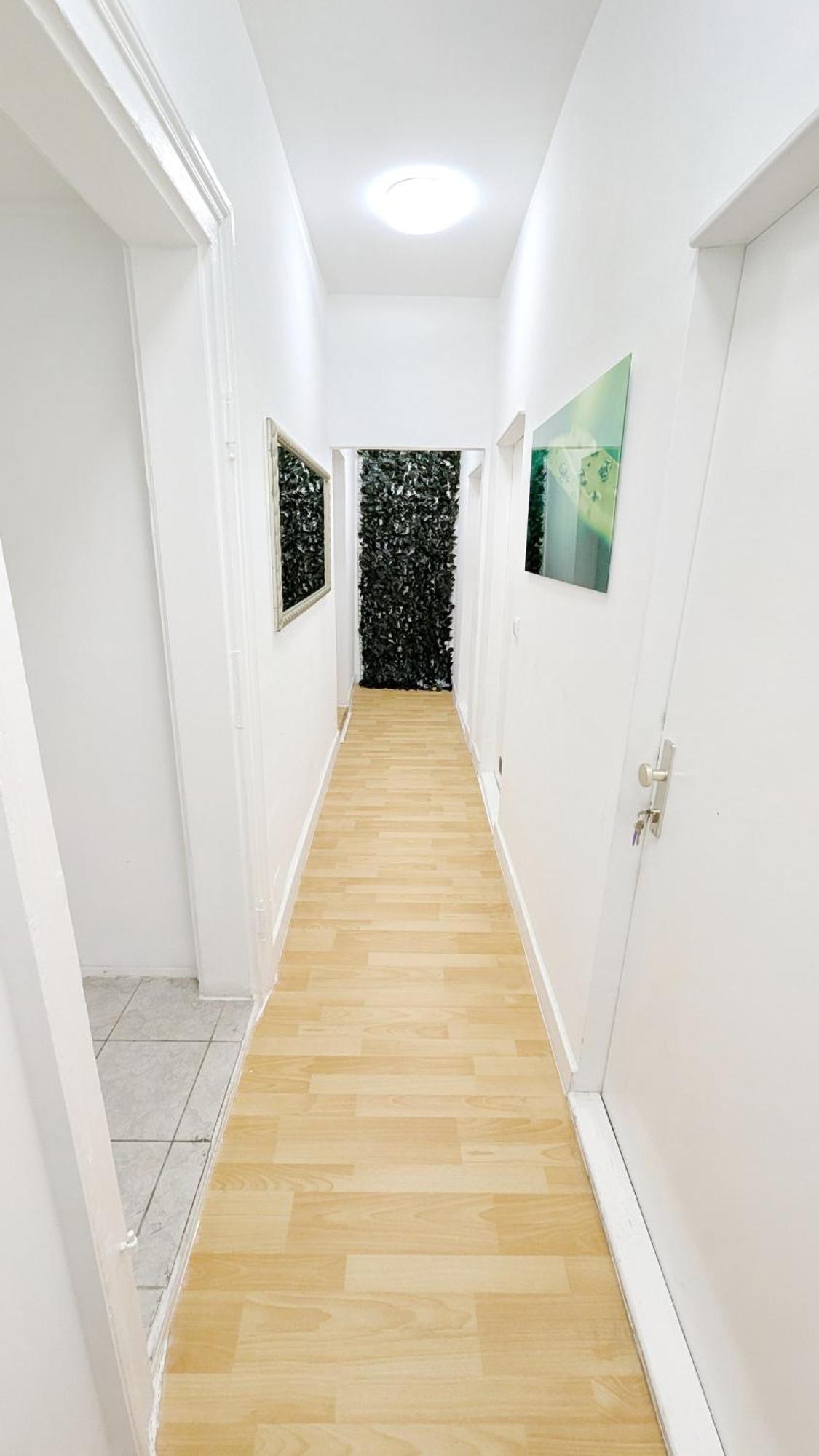 Comfortable In Lugner Area * Vienna
