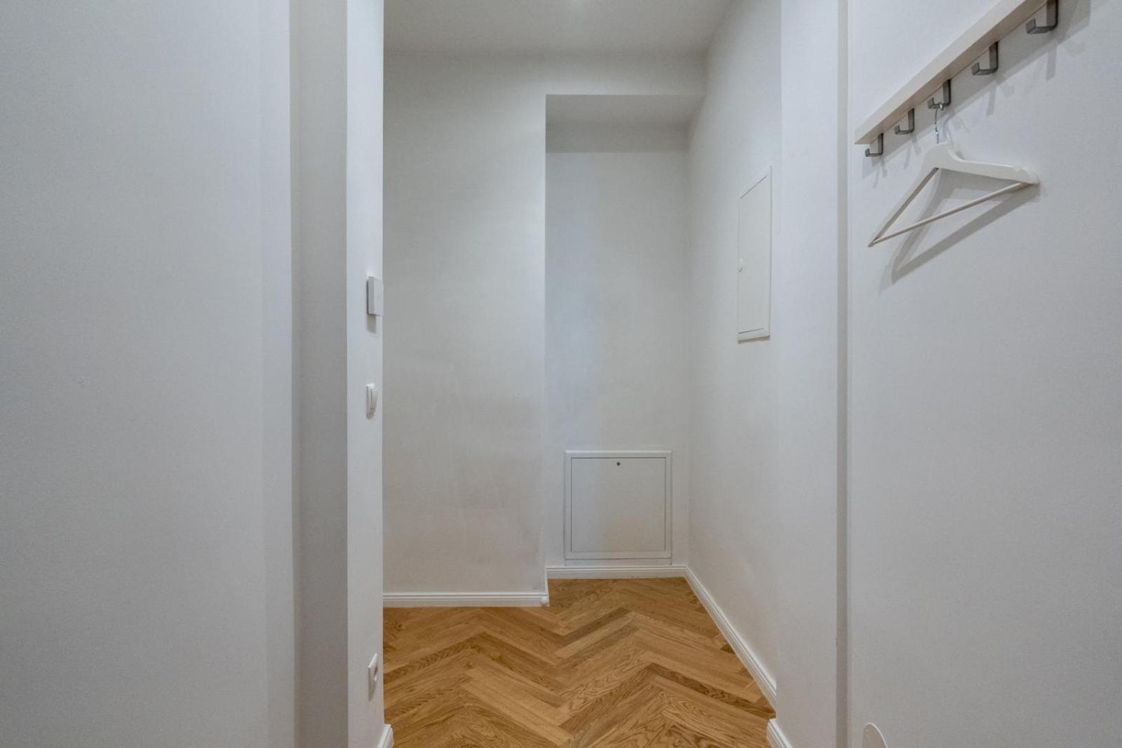 Apartment Premium With Balcony