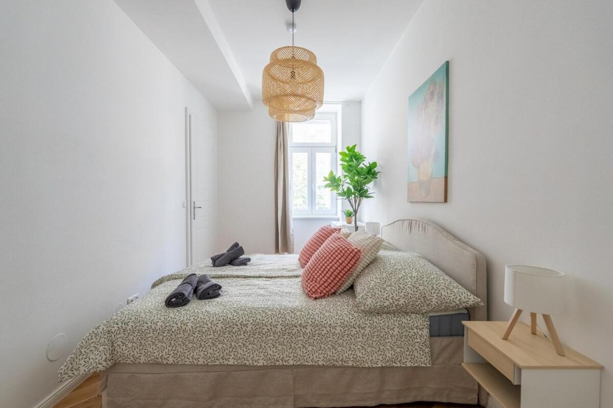 Premium With Balcony Apartment