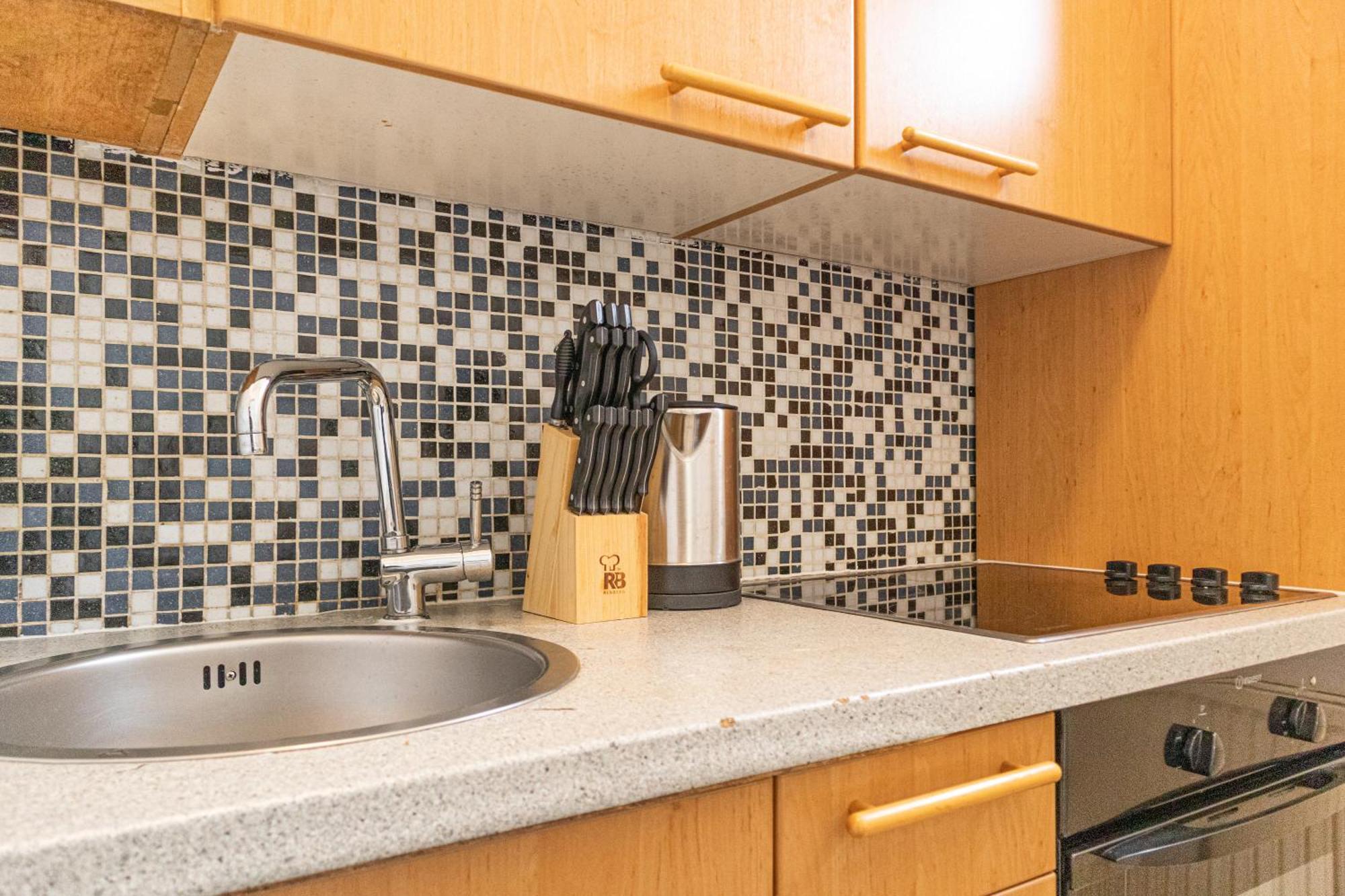 Stunning - Ideal For 3 People Apartment
