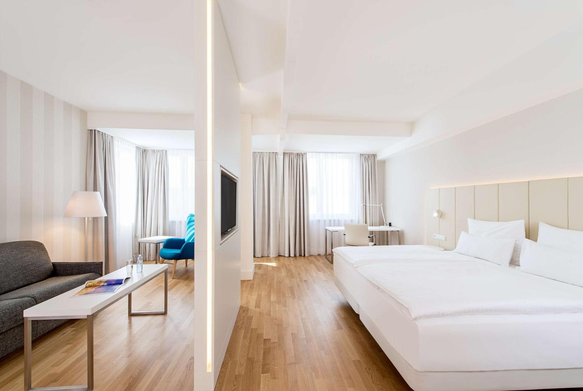 Hotel Nh Collection Zentrum 4*