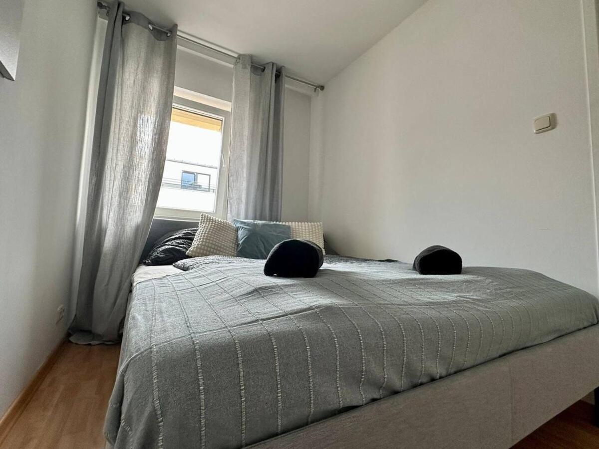 Perfect Location, 2 Min To Main Station Appartamento *