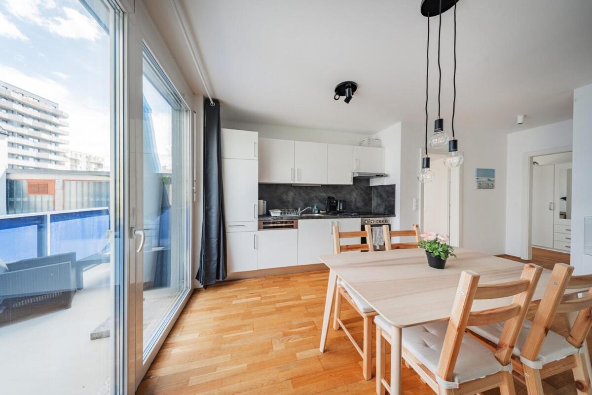 Great - 2 Bedrooms - With Parking