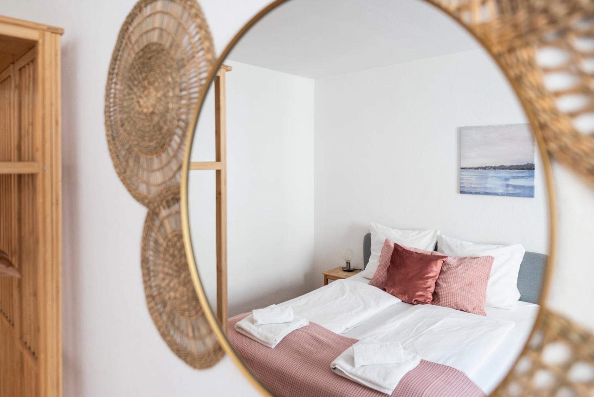 Apartment 2 Bedroom In Neubau, 6 Min To Center Vienna