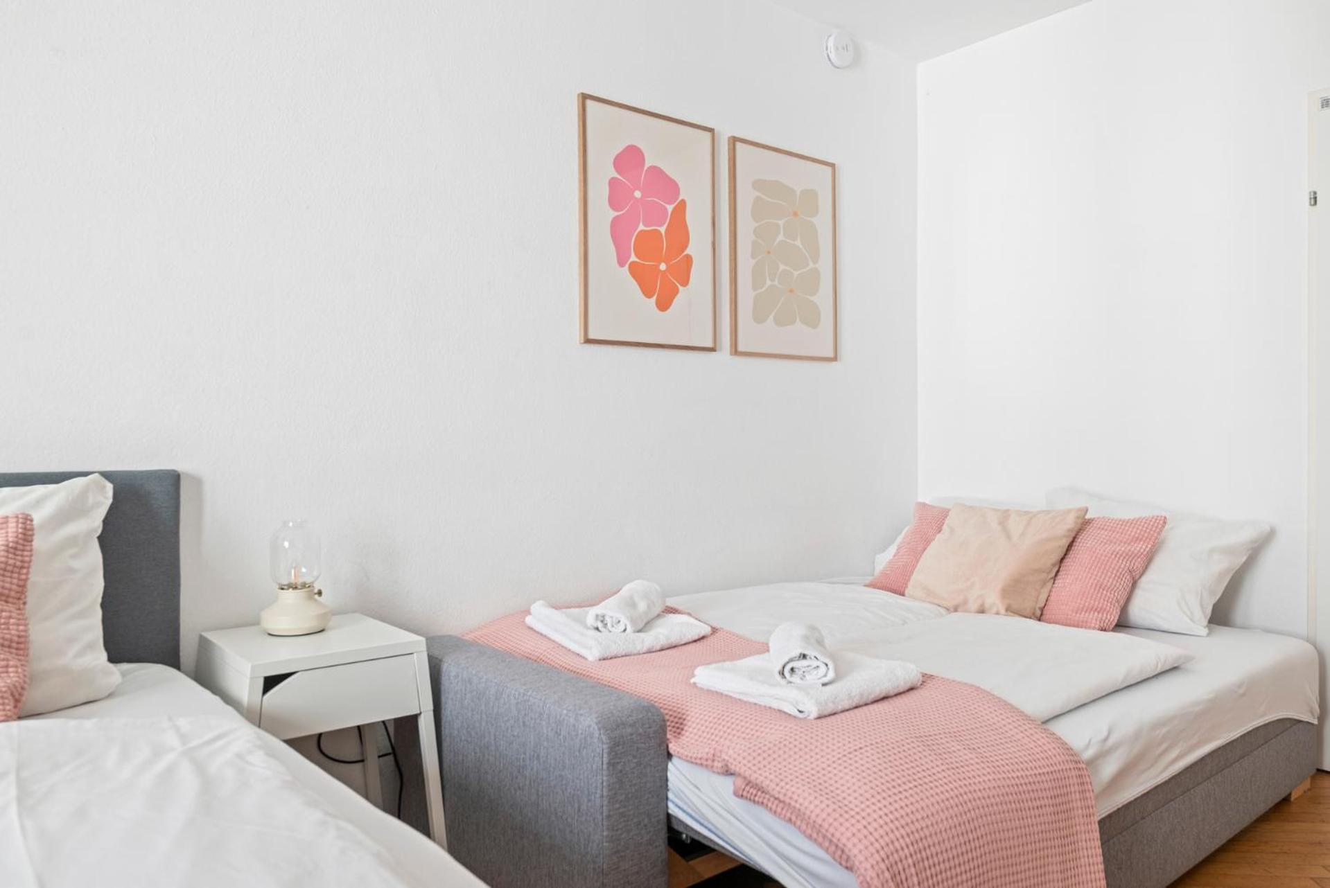 2 Bedroom In Neubau, 6 Min To Center Apartment Vienna