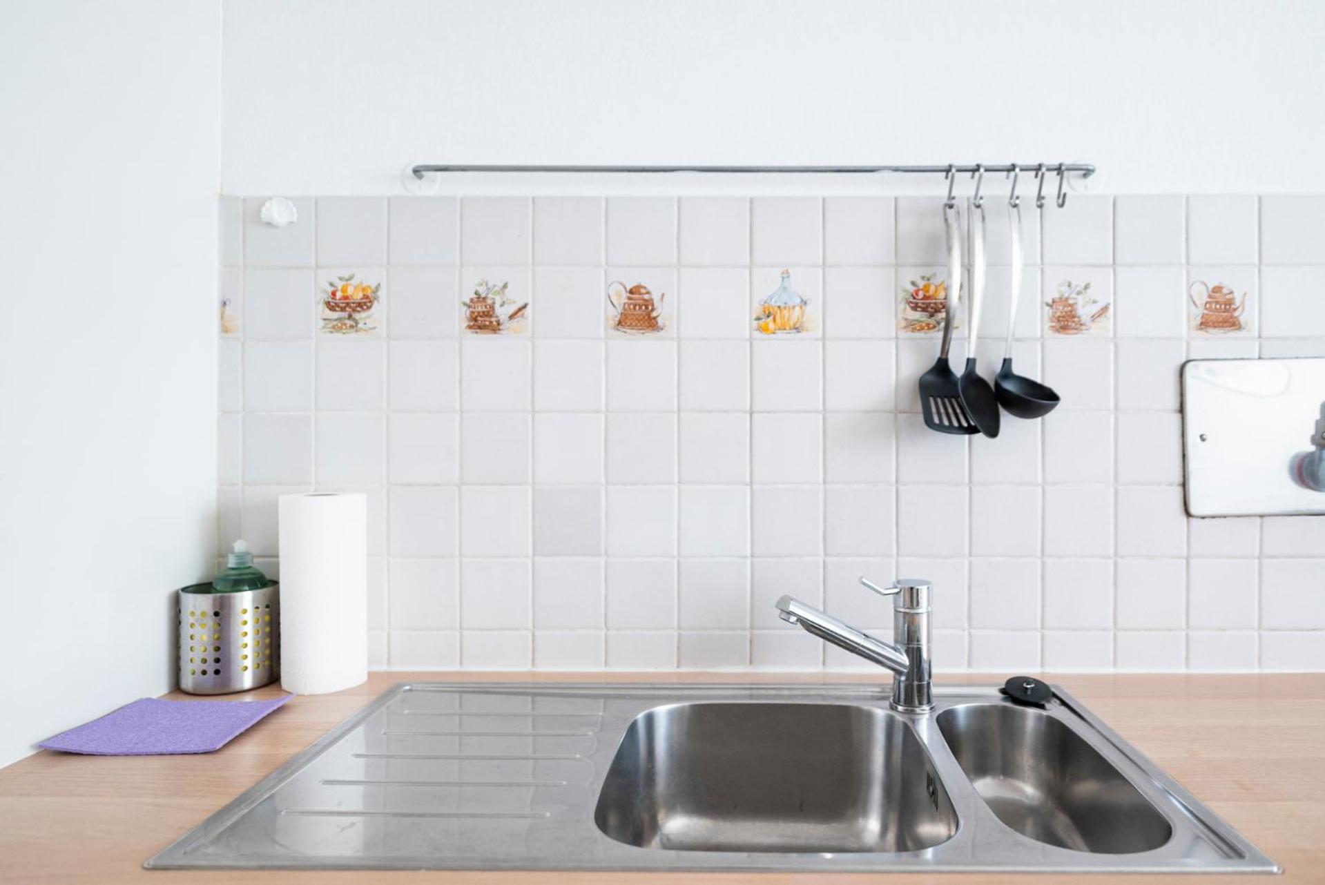 2 Bedroom In Neubau, 6 Min To Center Apartment
