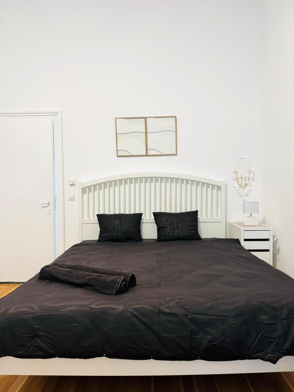 Comfortable Apt, 15 Minutes To Rathausplatz Vienna