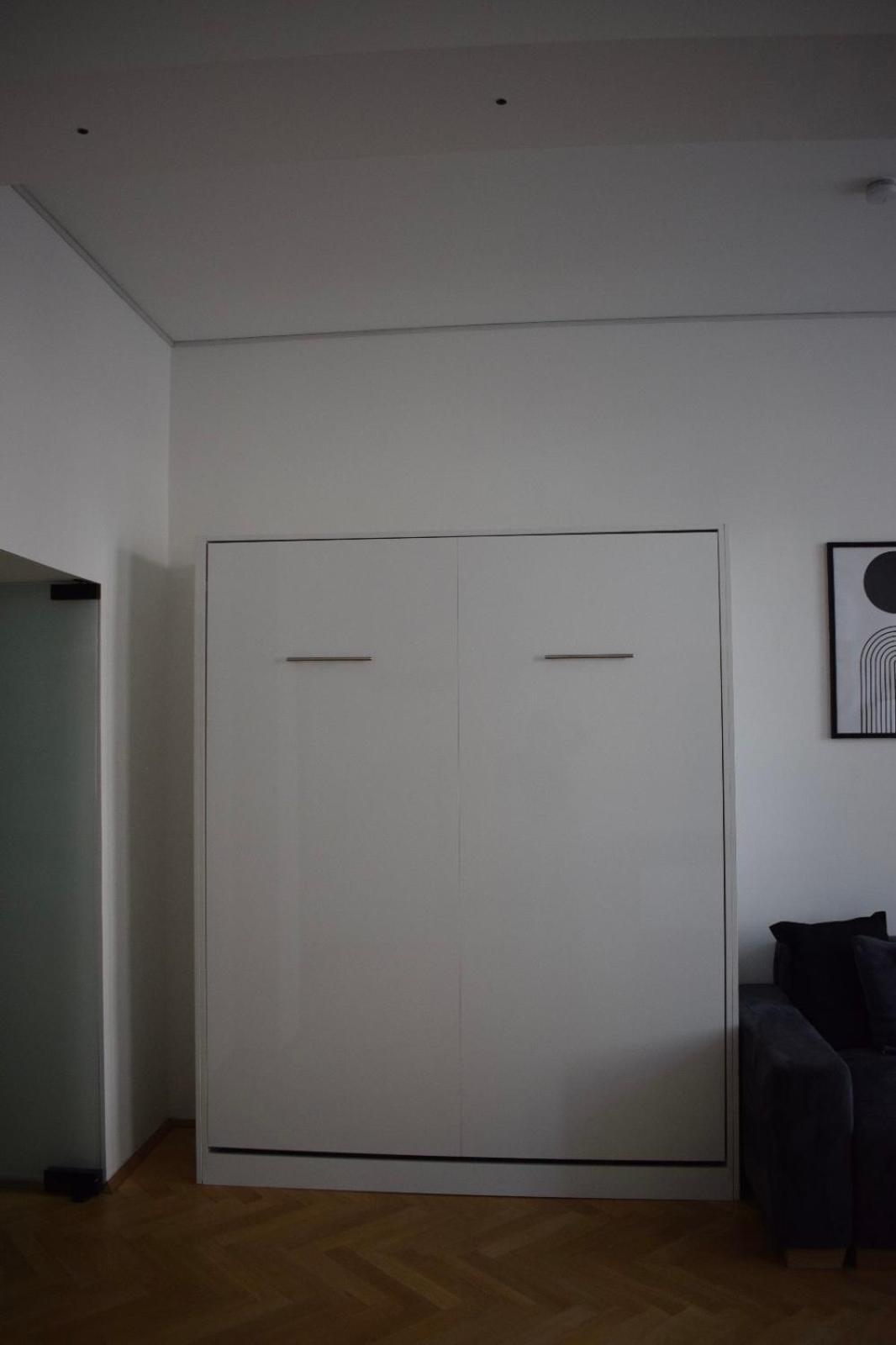 Black & White Apartment *