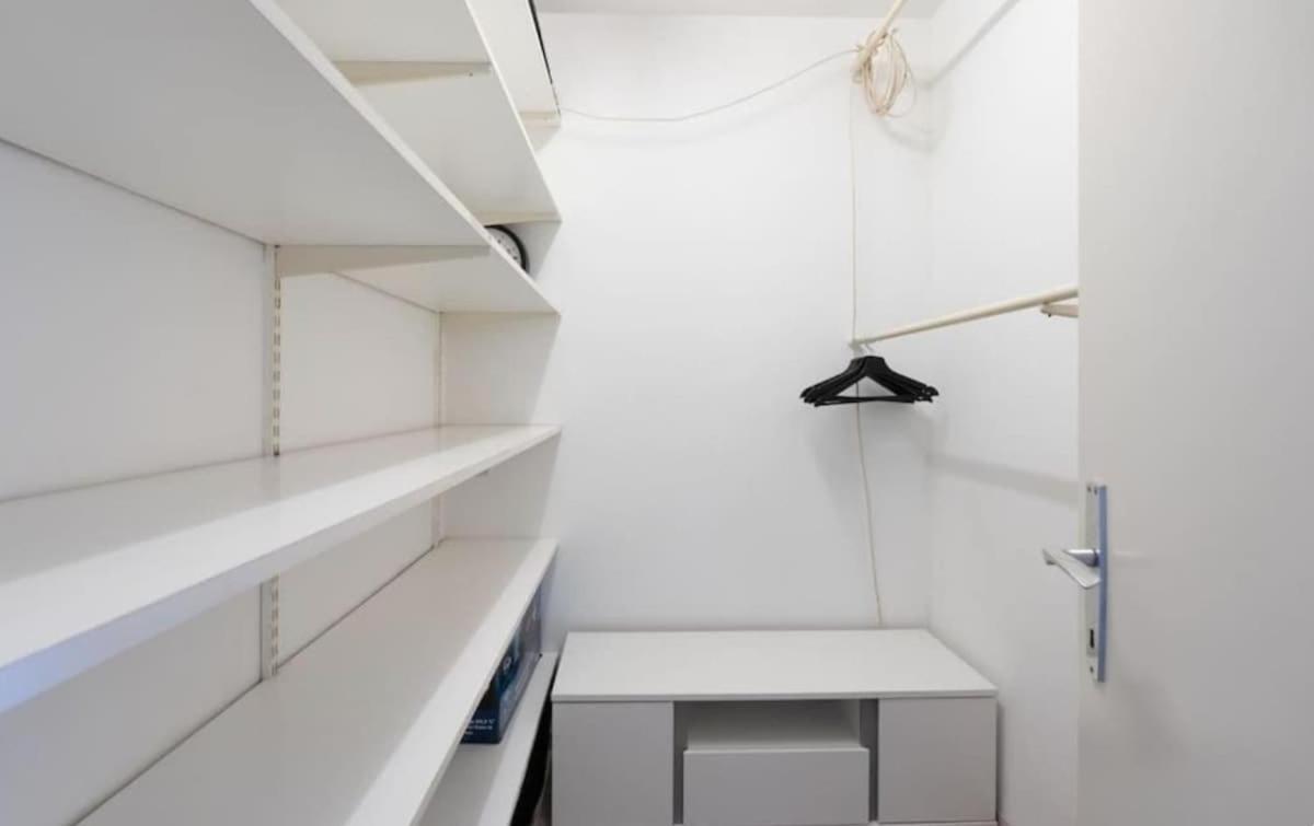 Apartment Charming Flat - Long-term