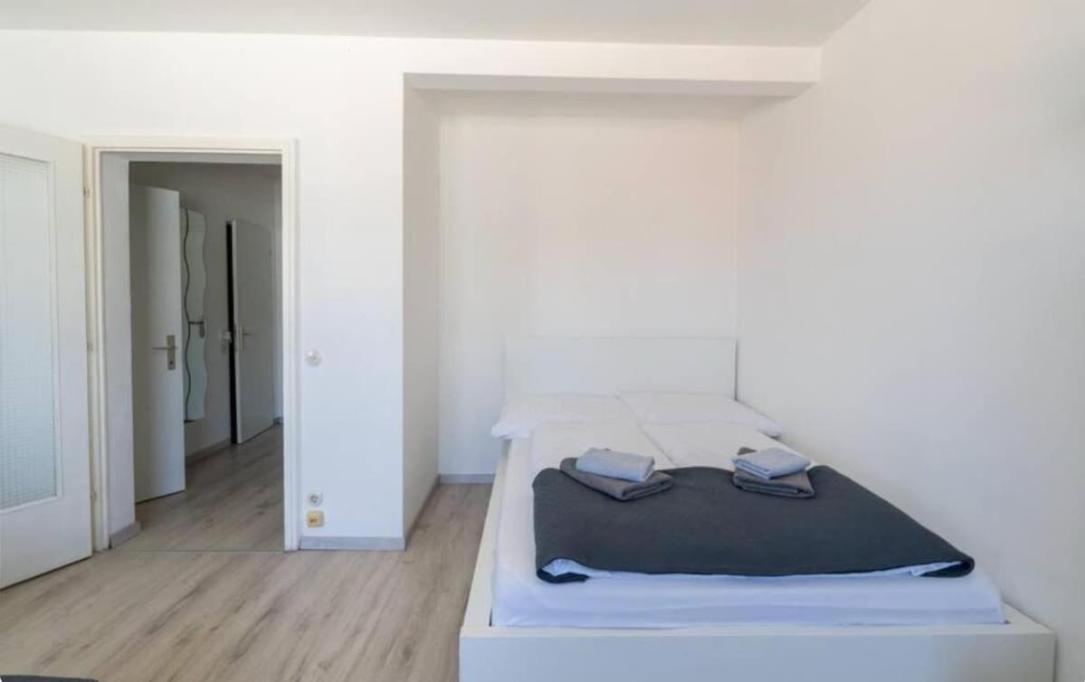 Charming Flat - Long-term *
