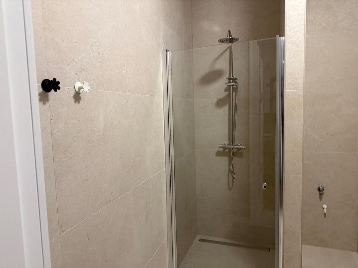 Renovated With Balcony * Wien