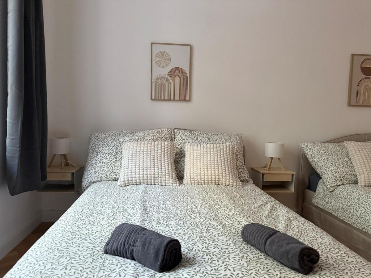 Renovated With Balcony Wien