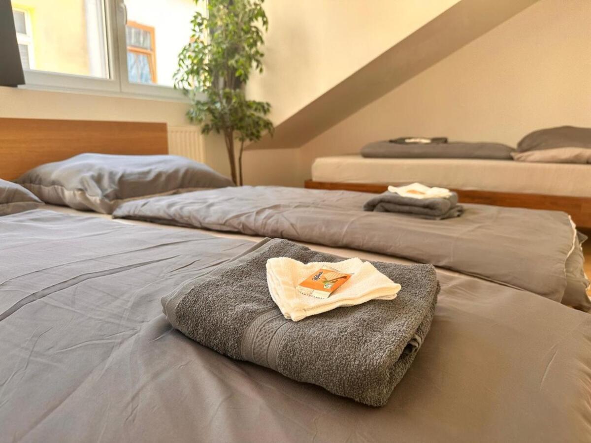 Holiday home Full Premium - 2 Bedrooms For 5 People - Near Metro