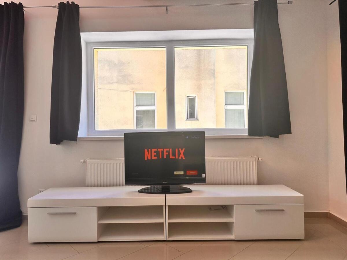 Holiday home Full Premium - 2 Bedrooms For 5 People - Near Metro