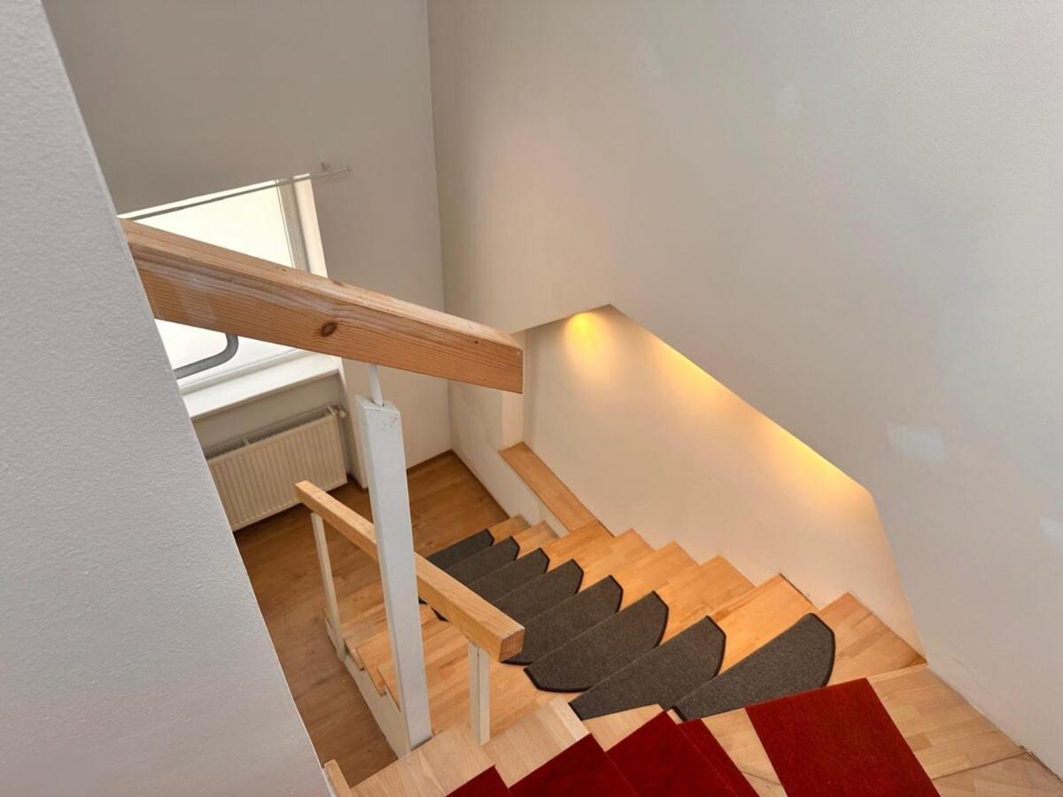 Full Premium - 2 Bedrooms For 5 People - Near Metro Holiday home