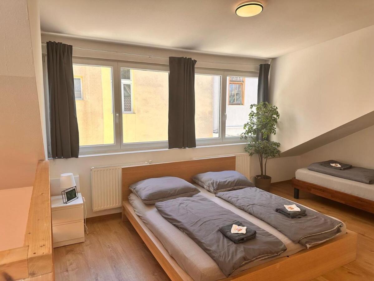 Holiday home Full Premium - 2 Bedrooms For 5 People - Near Metro