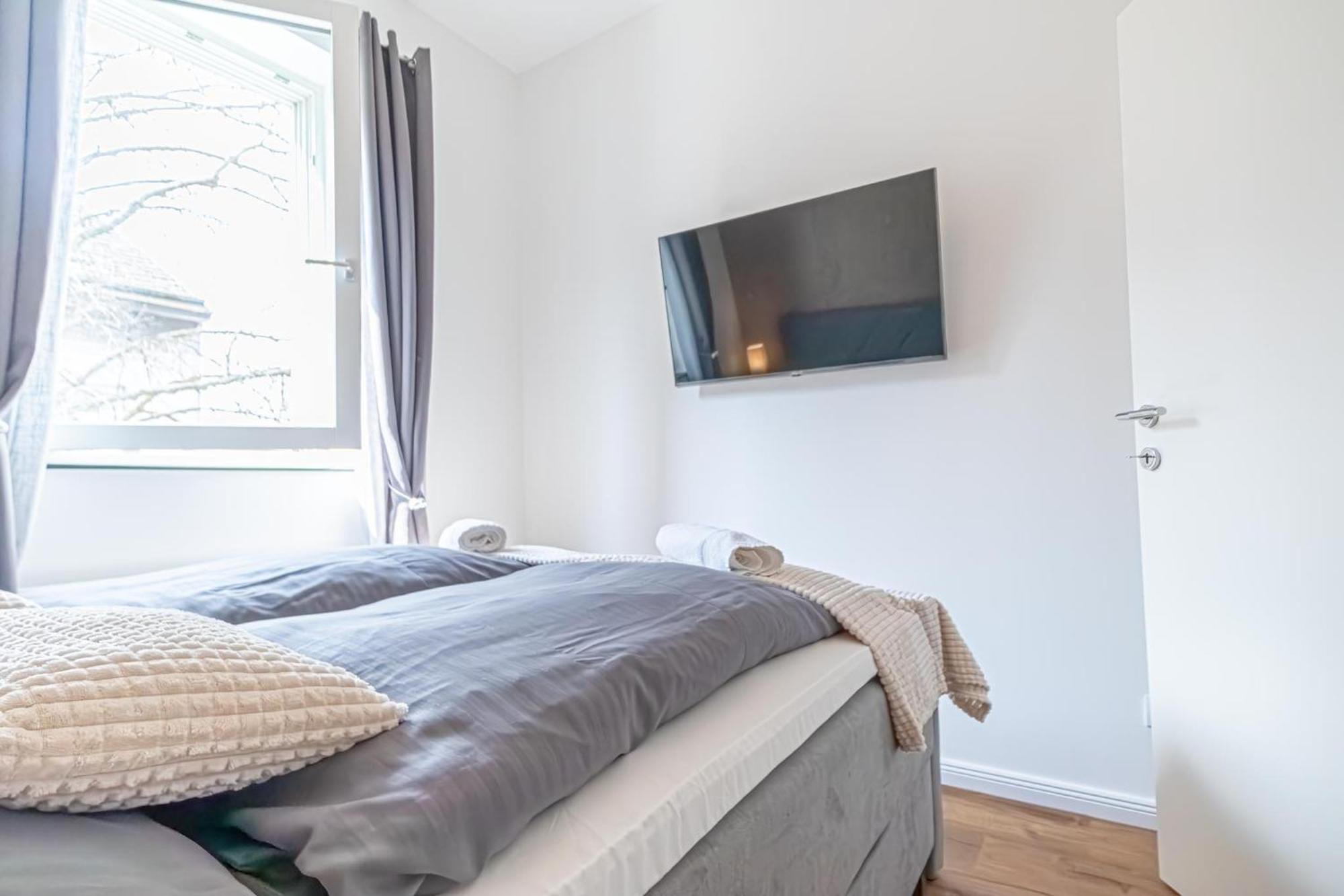 Sweet 2br & 1lr Apartment, Around Donaustadt Apartment Vienna
