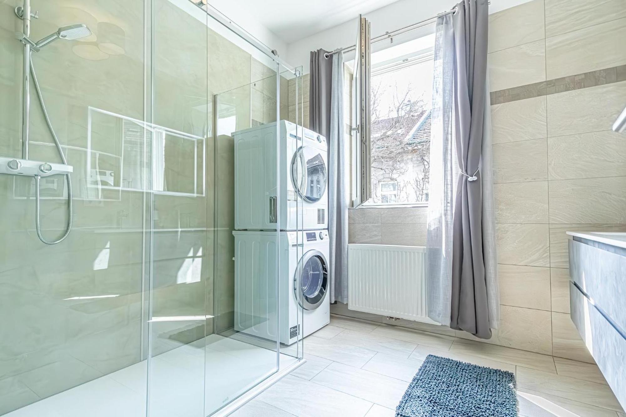 Sweet 2br & 1lr Apartment, Around Donaustadt