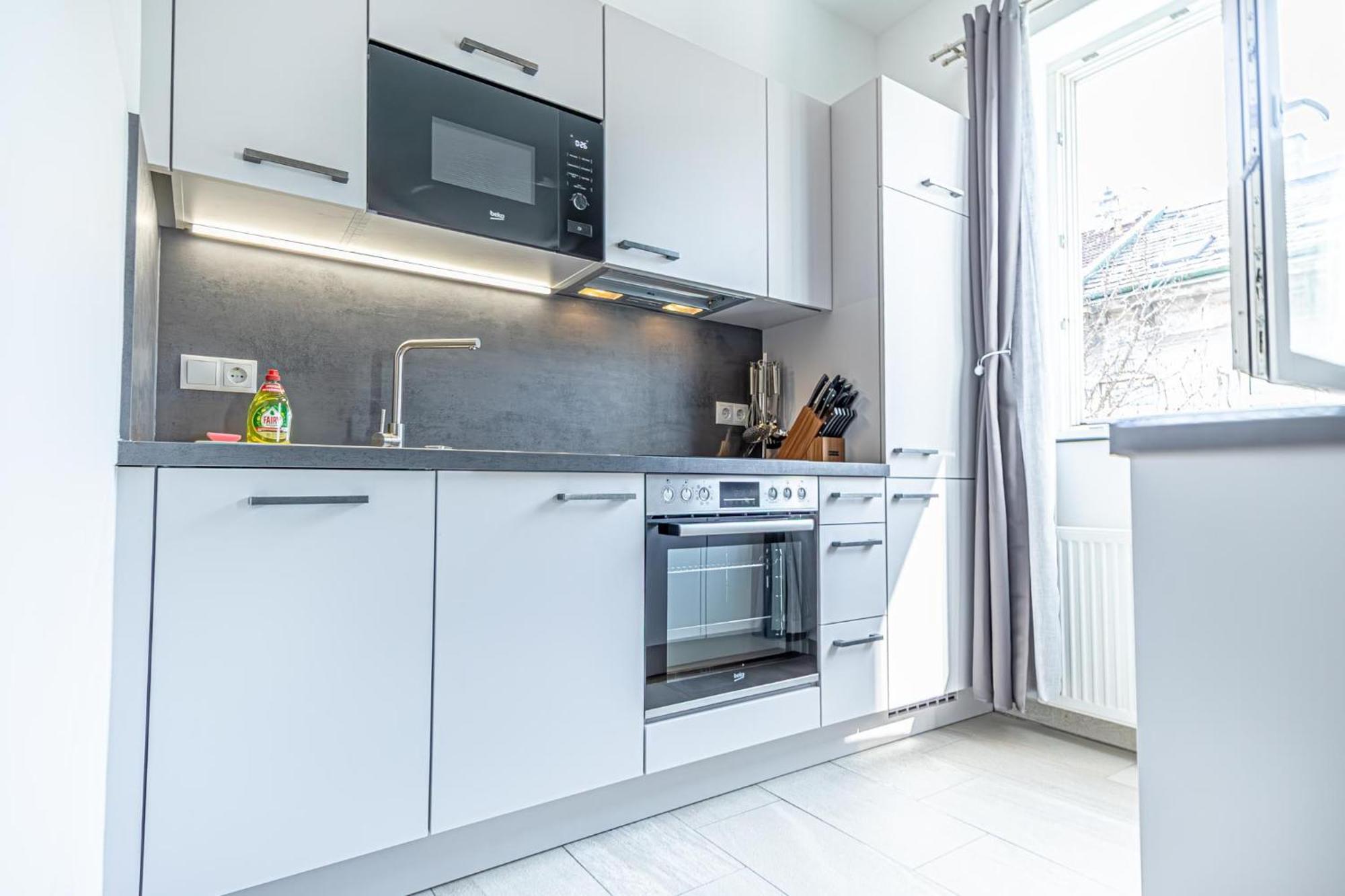 Apartment Sweet 2br & 1lr Apartment, Around Donaustadt *