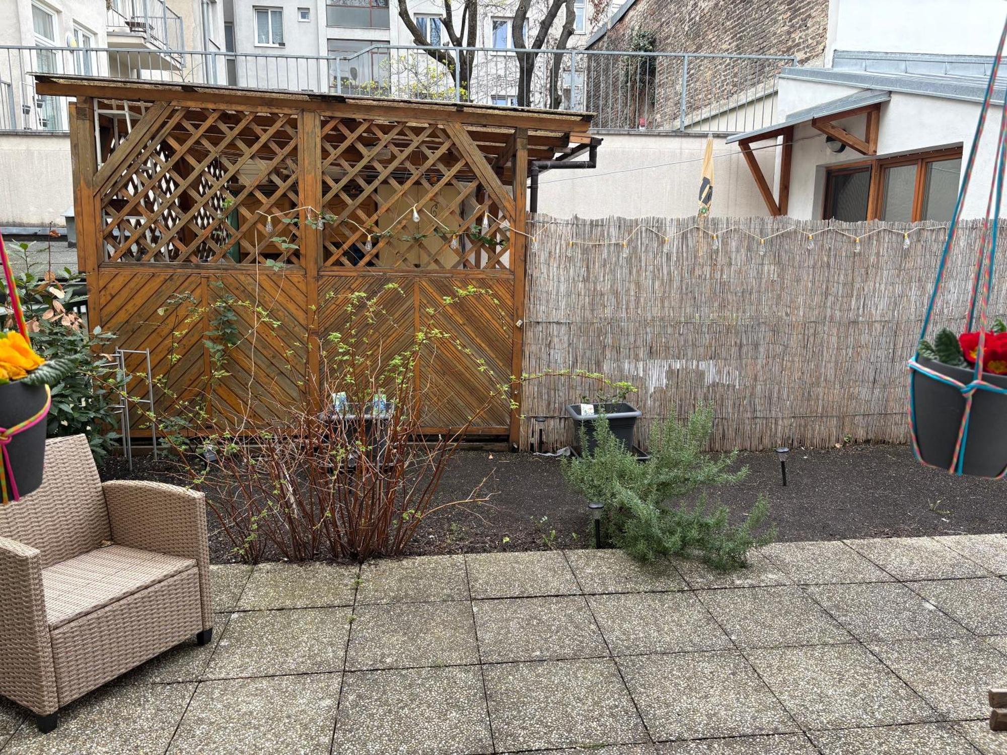 With Garden In Ottakringer Homestay