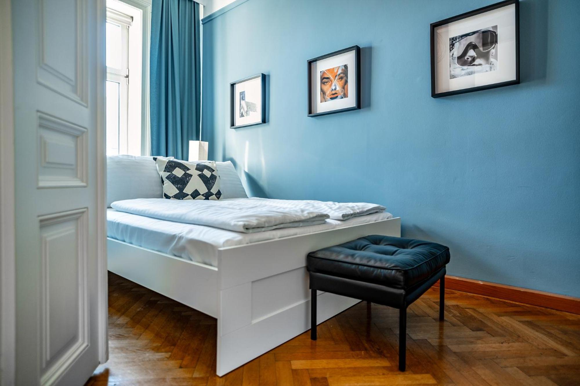Apartment Feel At I Bright Windows I Penzing Trainstation Vienna
