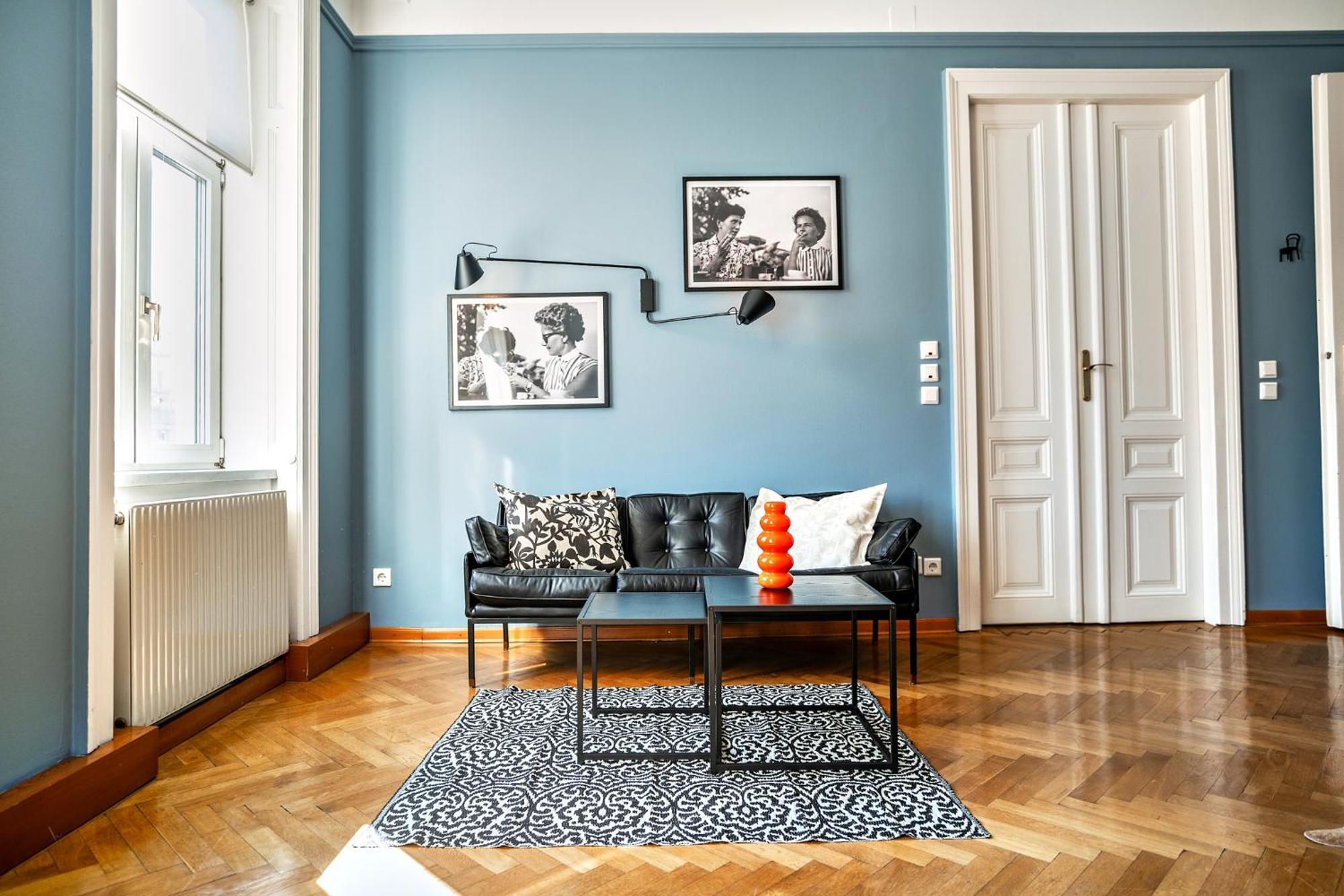 Apartment Feel At I Bright Windows I Penzing Trainstation Vienna