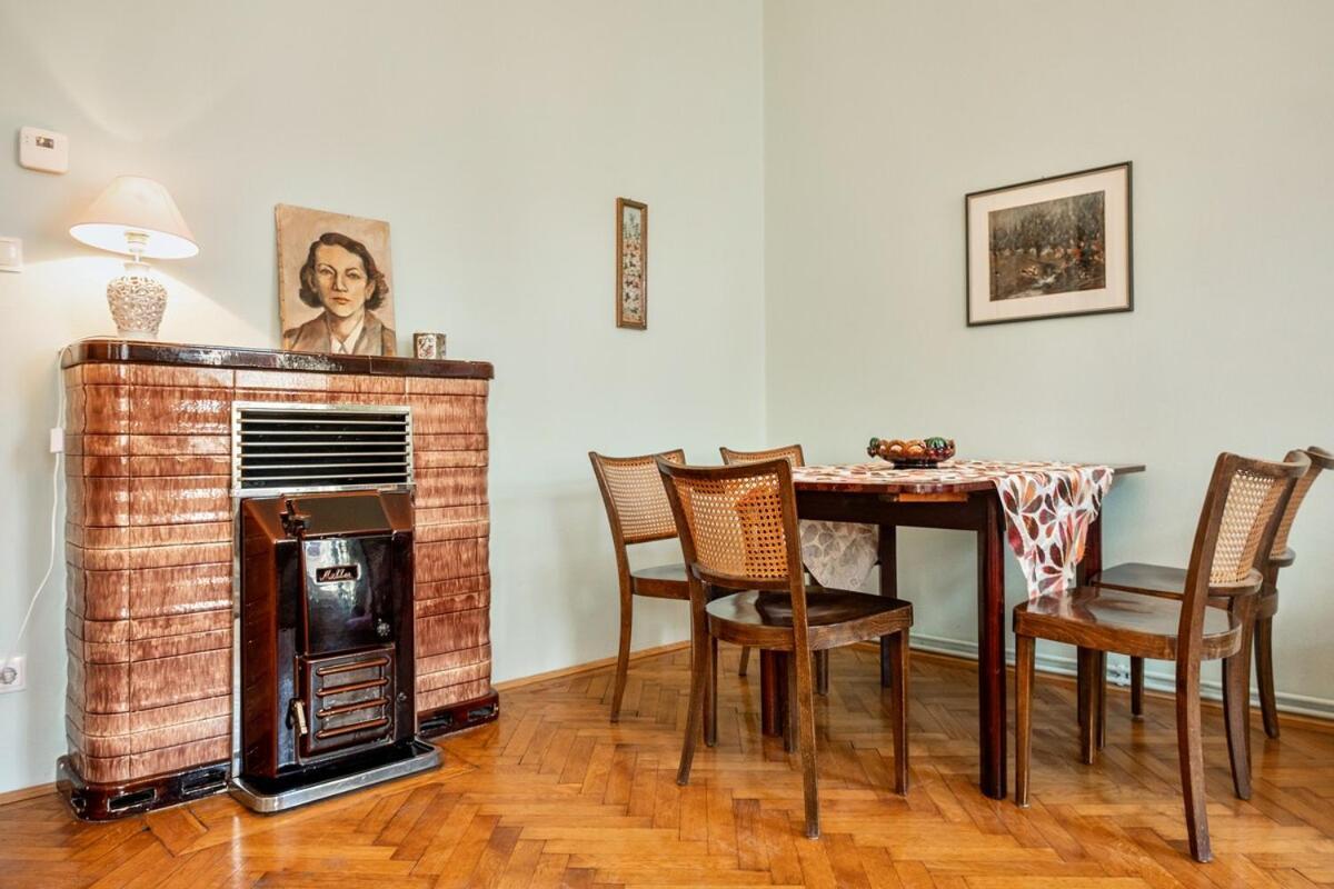 Feel At I Bright Windows I Penzing Trainstation Apartment