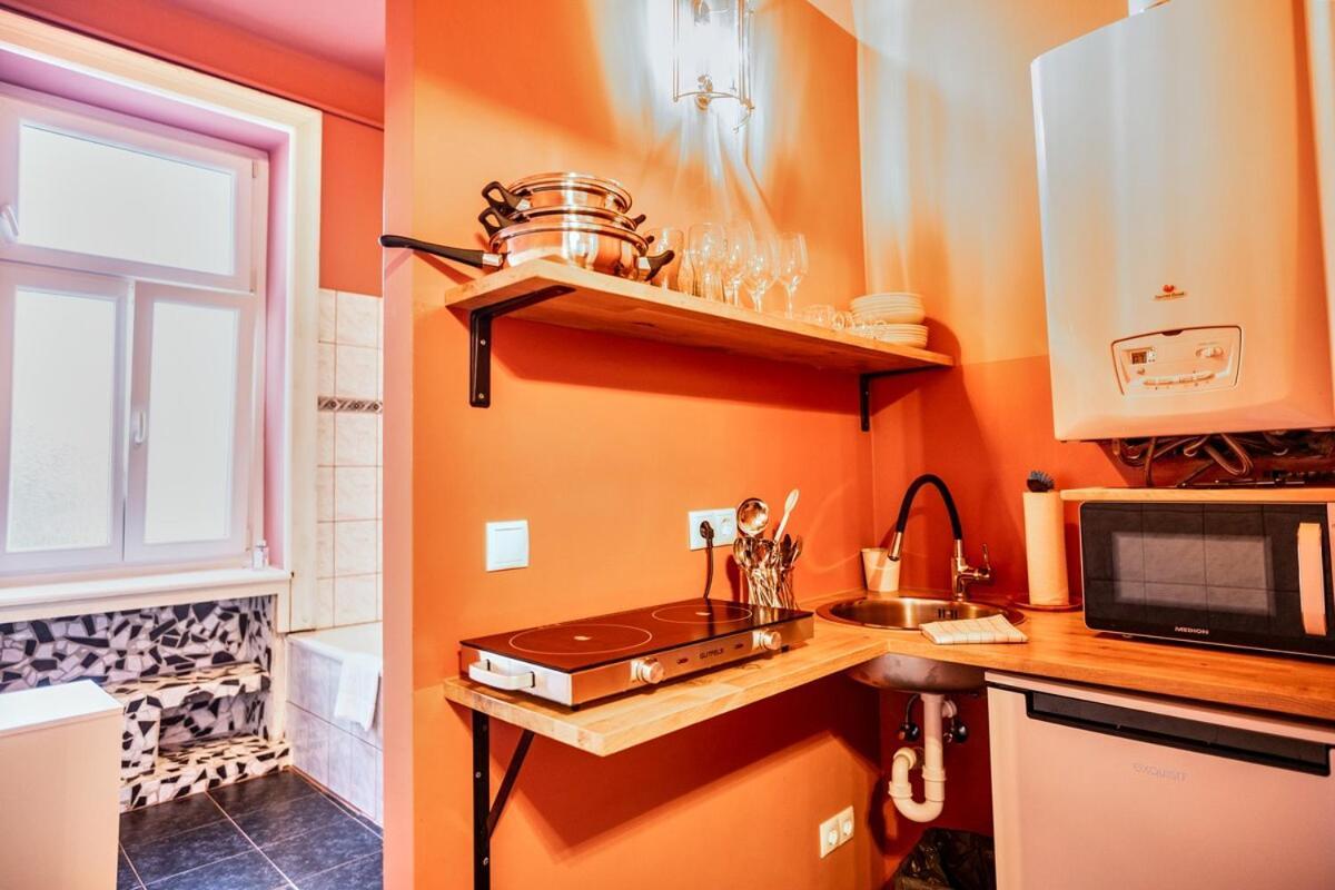 Feel At I Bright Windows I Penzing Trainstation Apartment Vienna