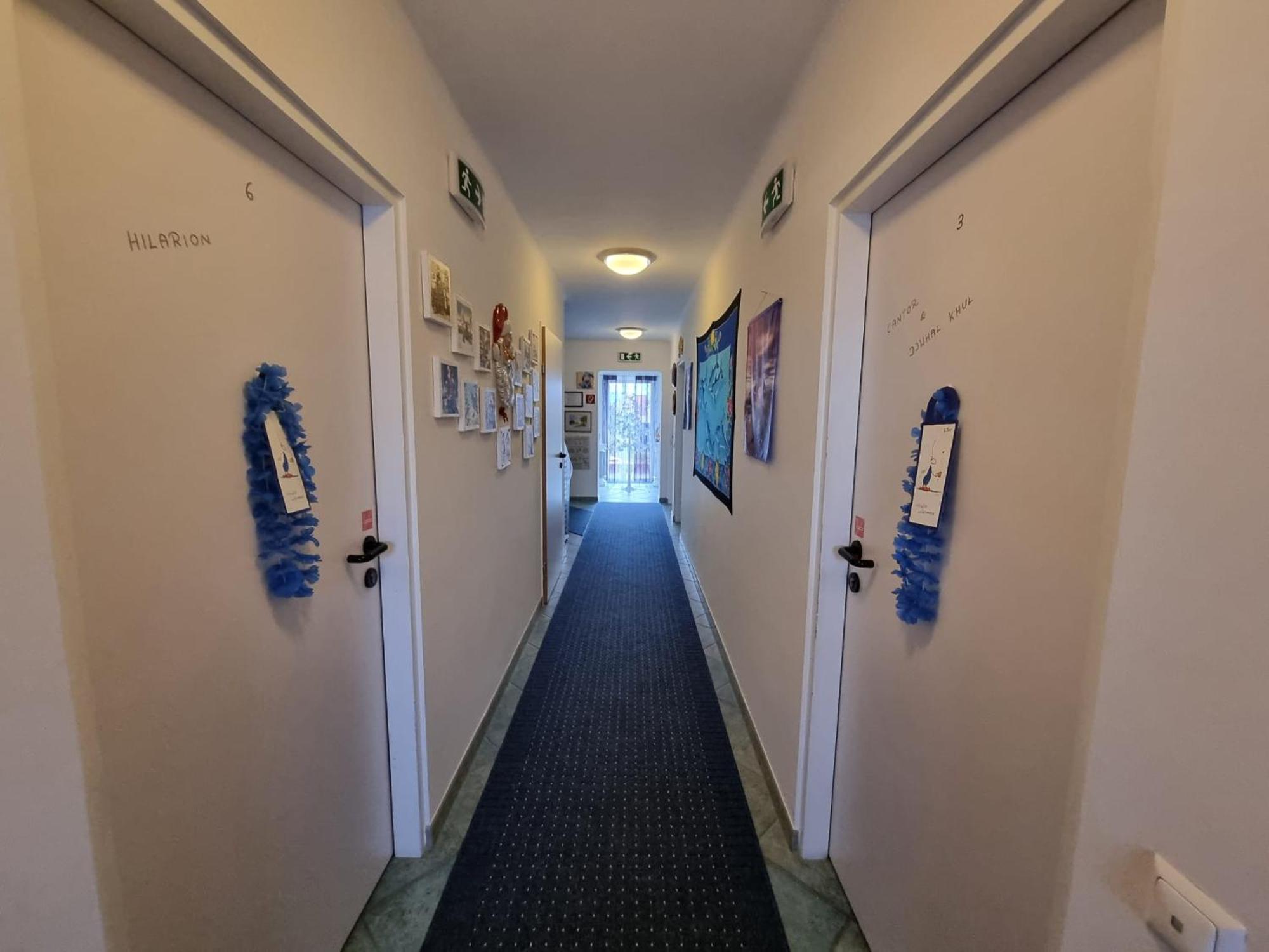 Sananda-farm Hotel