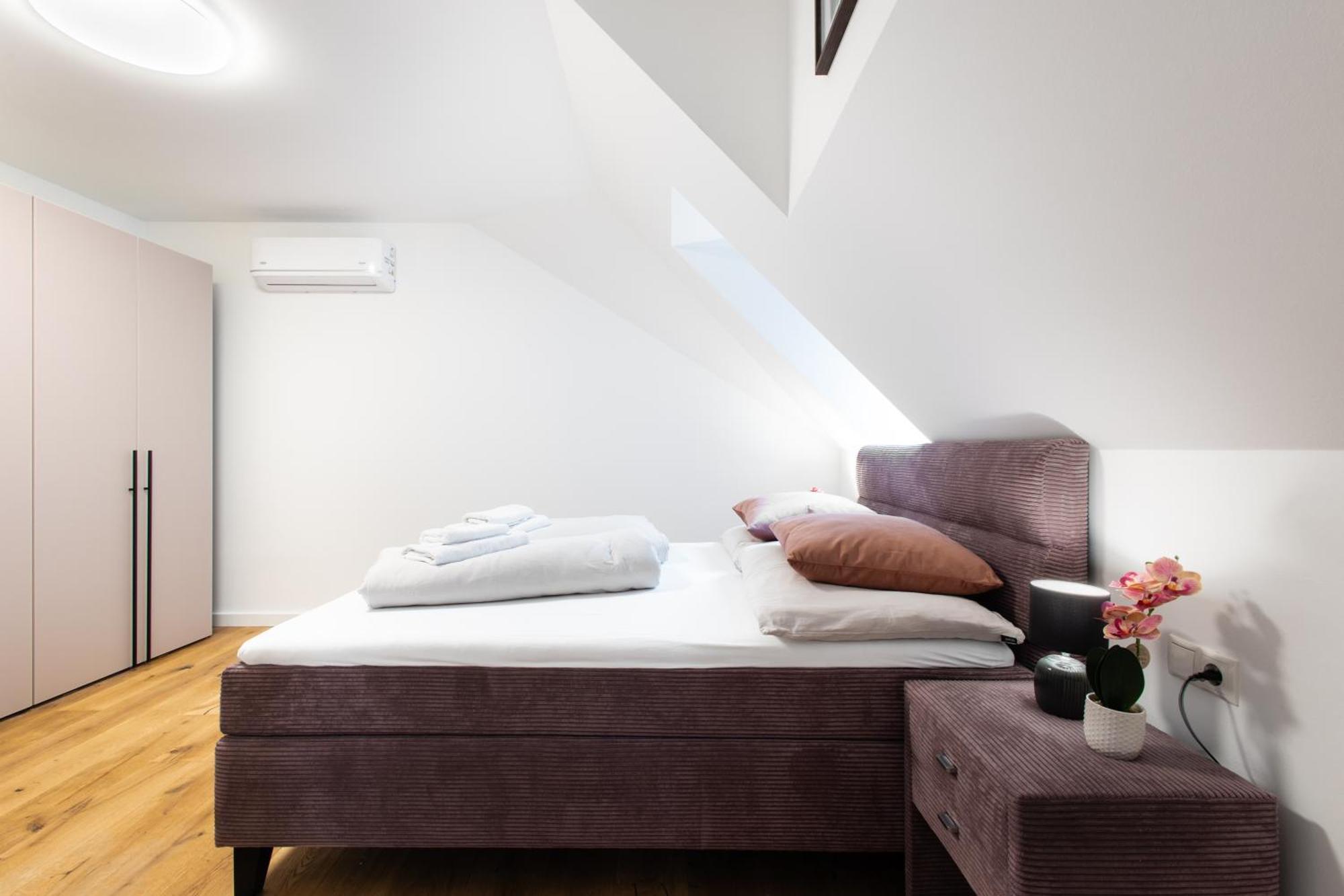 Noble Residences *
