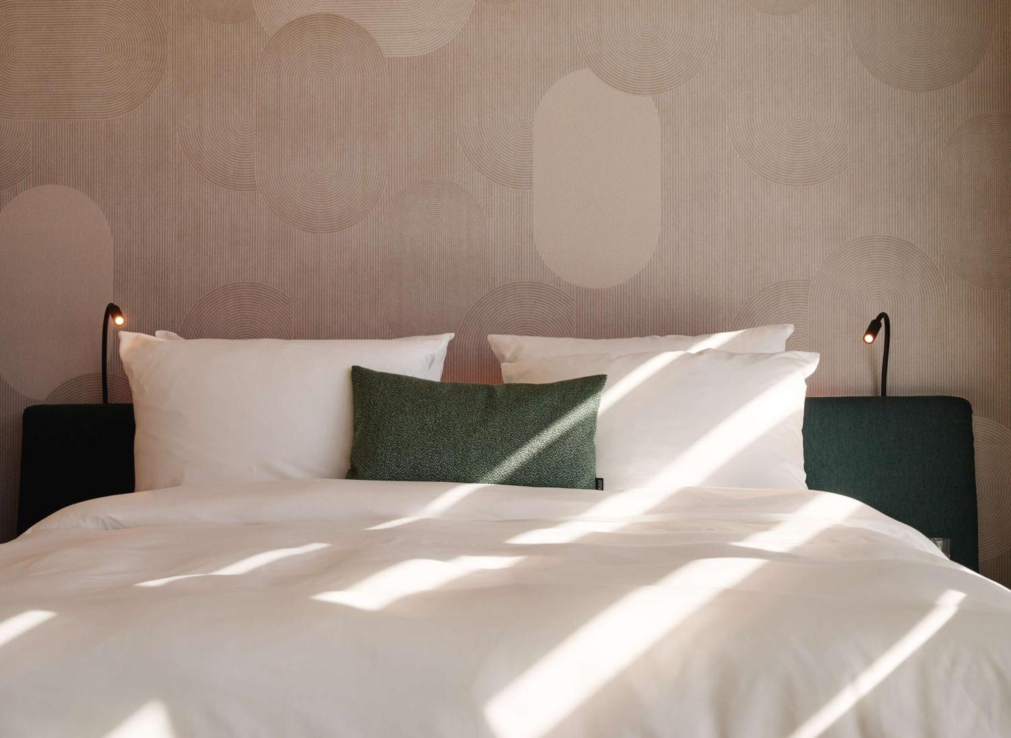Hotel A By Adina Danube *